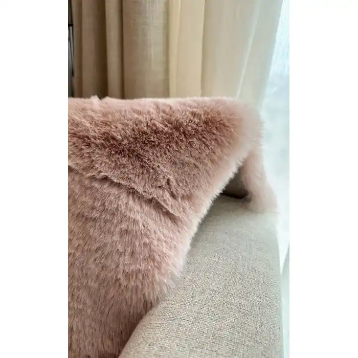 MOLLIS POST 1210 Yumuşak Dokulu Uzun Tüylü Yıkanabilir Tavşan Postu