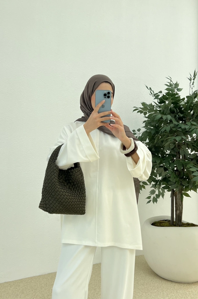 Yazlık basic sweat (beyaz)