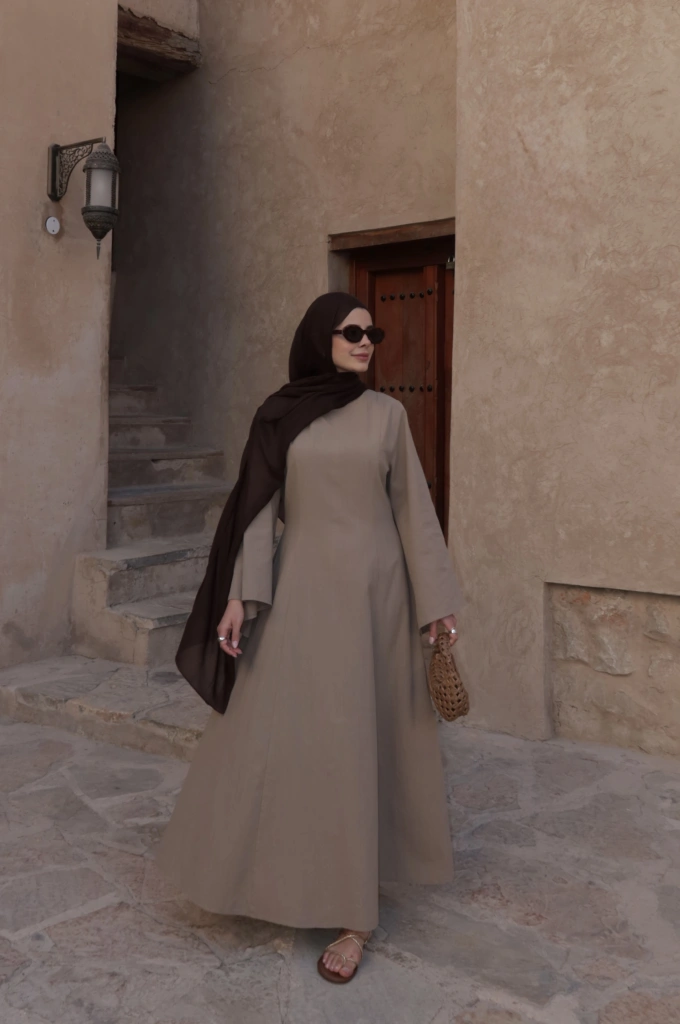 2360 ASİMETRİK GENİŞ KOL ELBİSE vizon