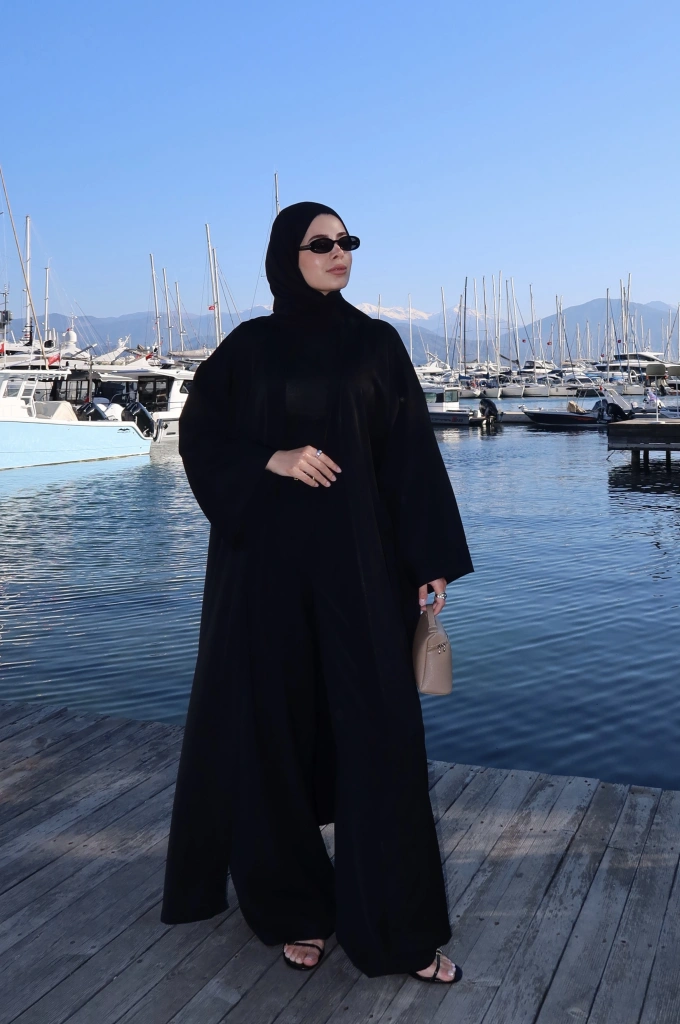 1002 DÖKÜMLÜ TENSEL ABAYA siyah