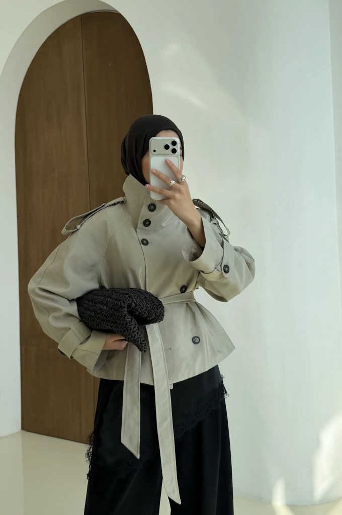 004 DİK YAKA KISA KUŞAKLI TRENÇKOT TAŞ