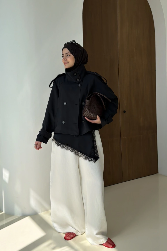 004 DİK YAKA KISA KUŞAKLI TRENÇKOT SİYAH