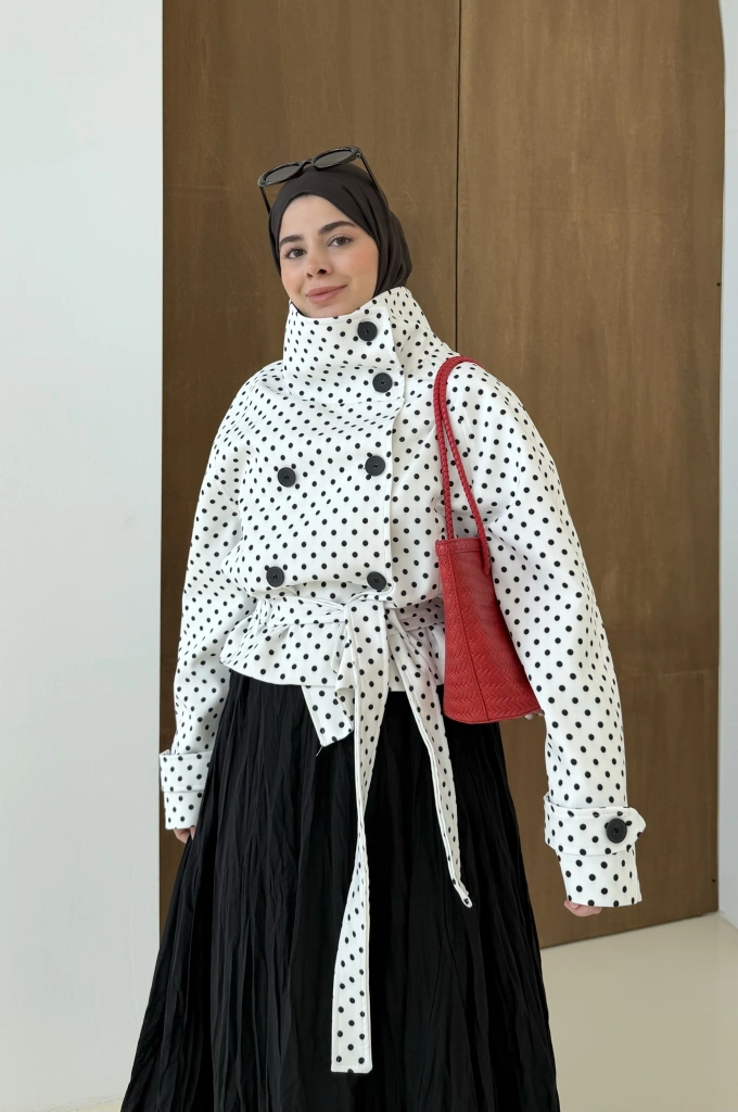 503357 PUANTİYE DİK YAKA TRENC