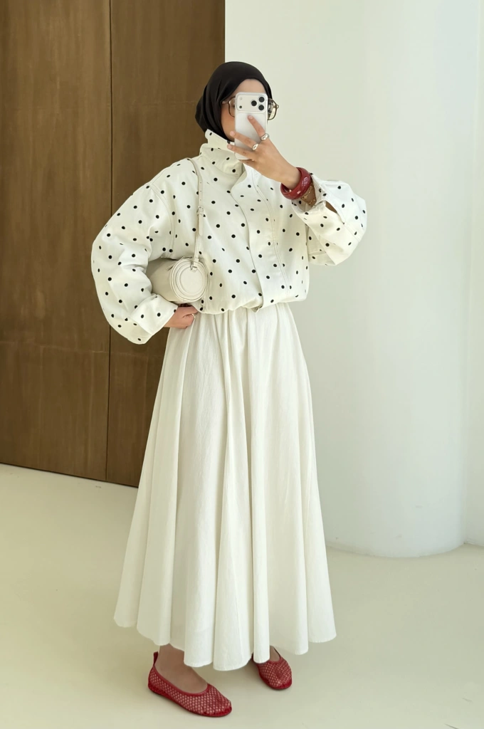 SİYAH PUANTİYE GABARDİN CEKET