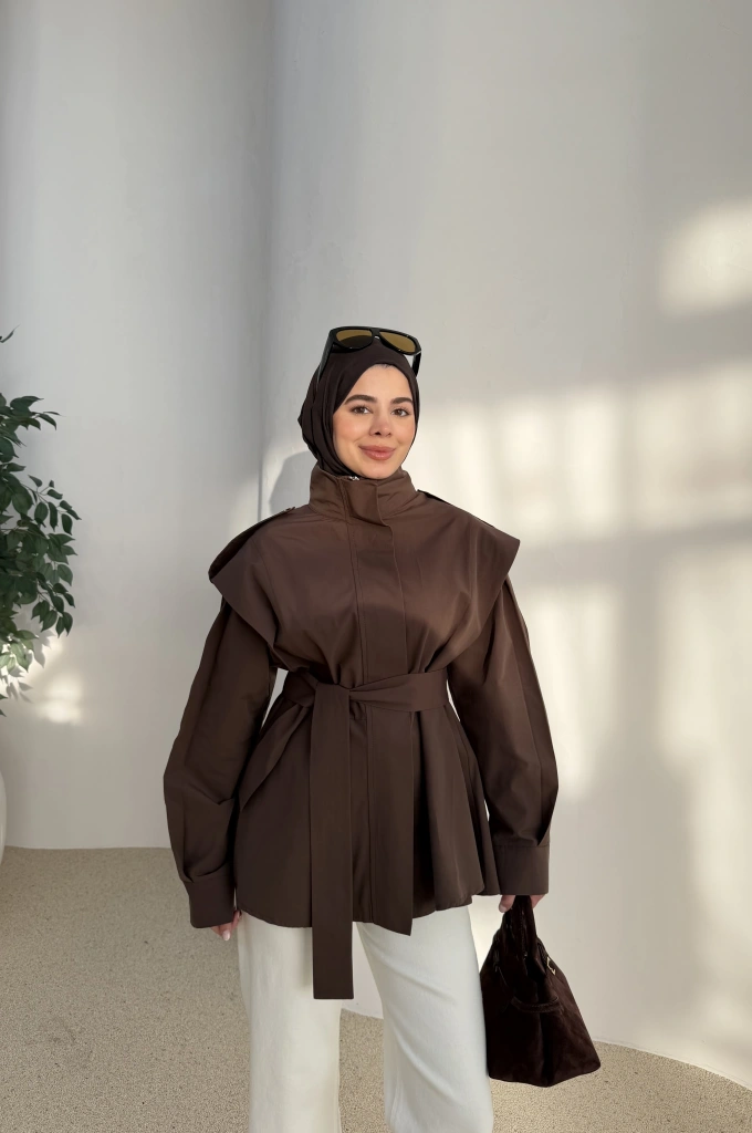 7623 DİK YAKA GENİŞ OMUZ TRENÇ KAHVE