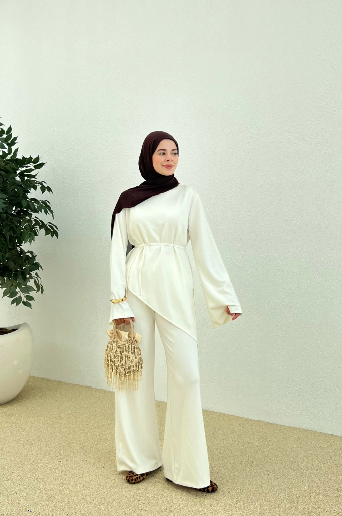 ASİMETRİK MODAL TAKIM beyaz