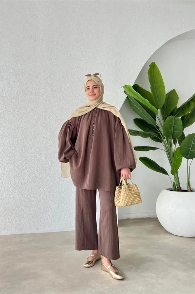 FYK PREMİUM MÜSLİN DÜĞMELİ SALAŞ TAKIM KAHVE