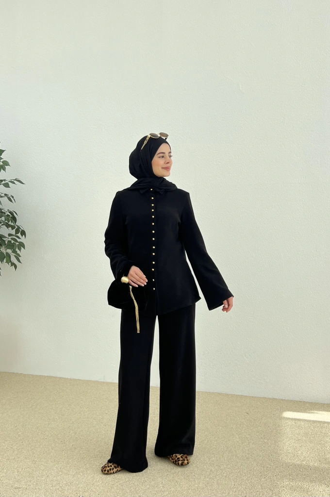 GOLD DÜĞMELİ MİNİMAL TAKIM siyah