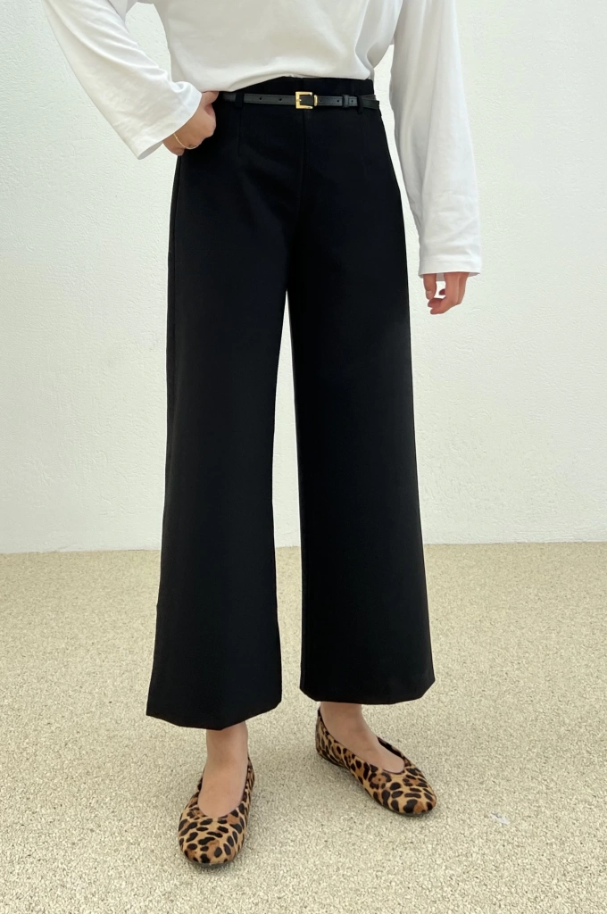 İNCE KEMER BİLEKTE PANTOLON