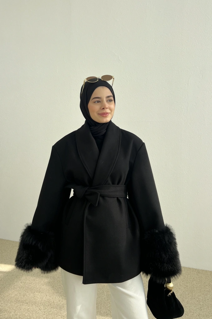 KOL KÜRKLÜ KABAN SİYAH