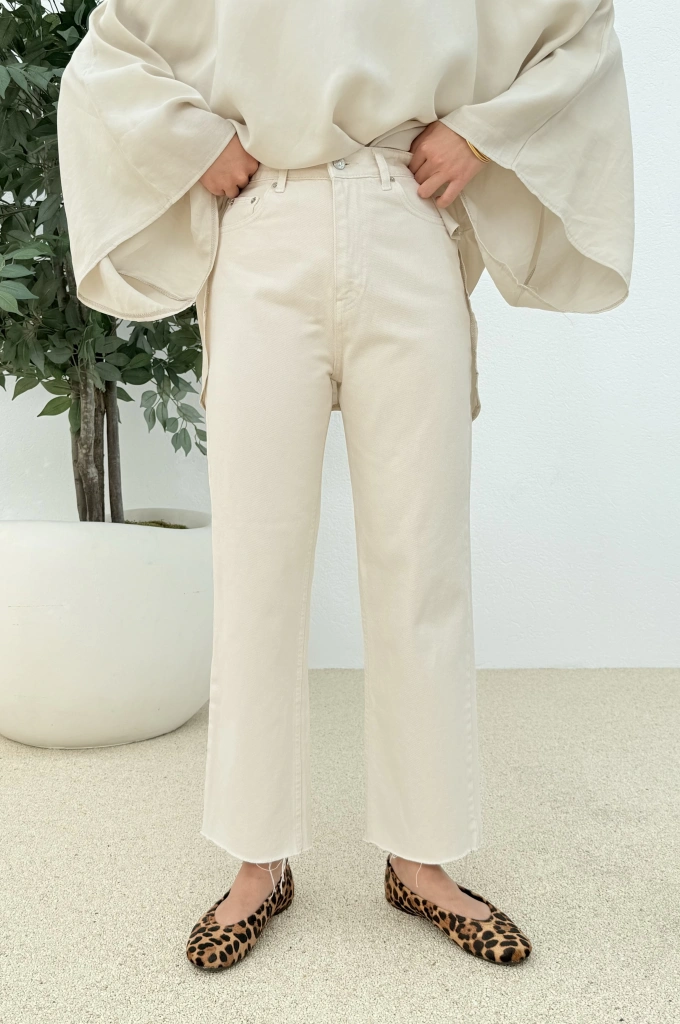 Mango Model Ultra Yüksek Bel Straight Fit Jeans Bejj