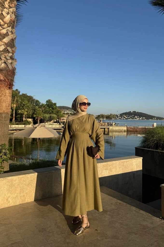 MİLS BEL PİLELİ KETEN ELBİSE yağ yeşili