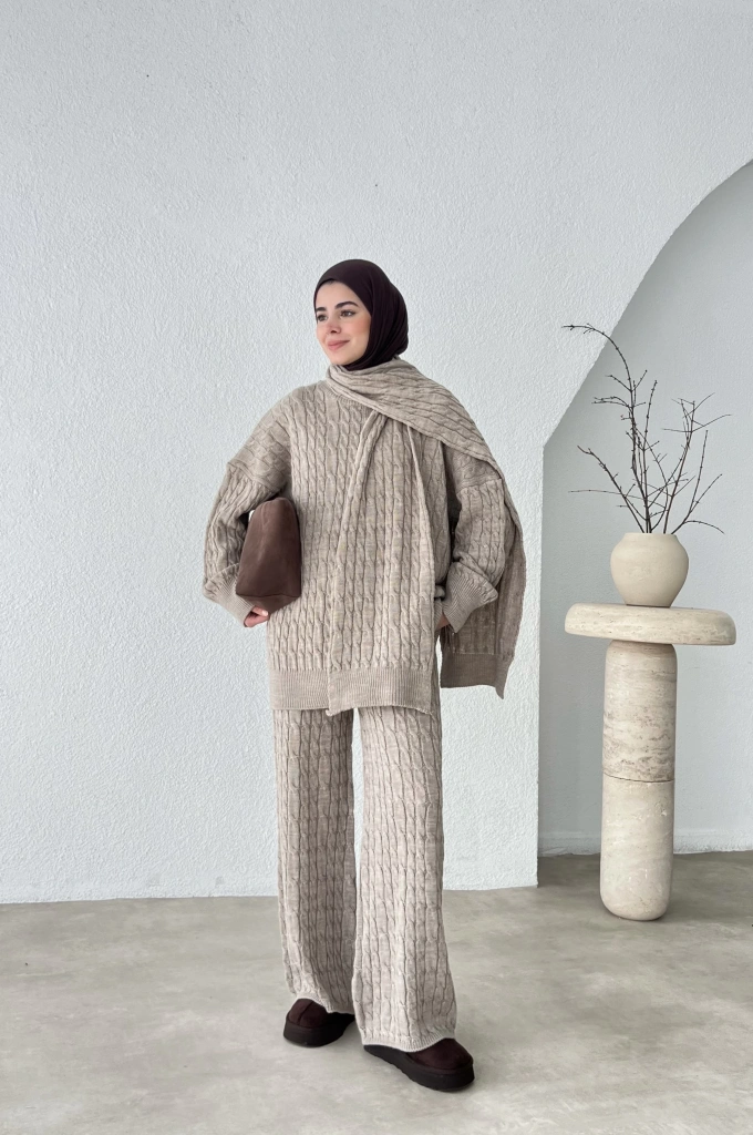 ÖRGÜ ATKILI OVERSİZE TAKIM BEJ