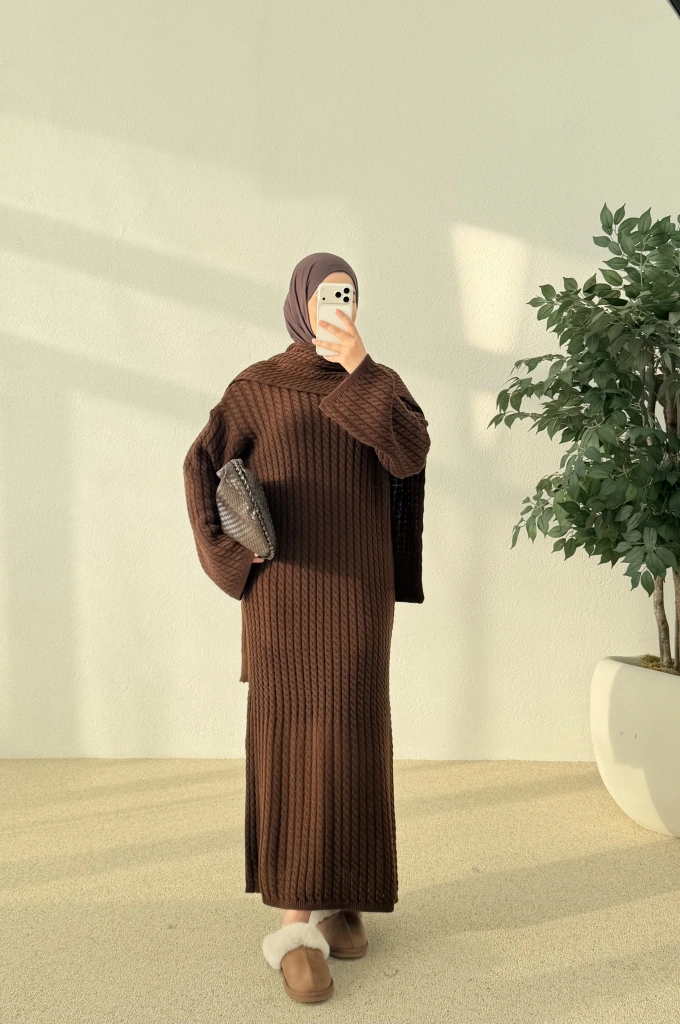 Örgülü atkılı elbise kahve