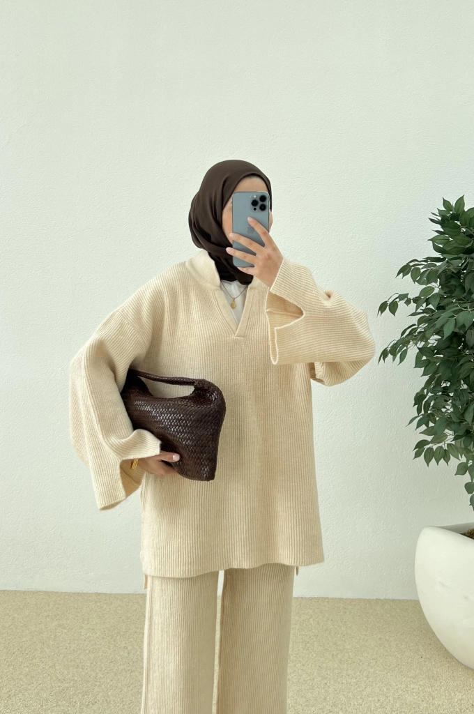 POLO YAKA ÖRGÜ TRİKO TAKIM bej