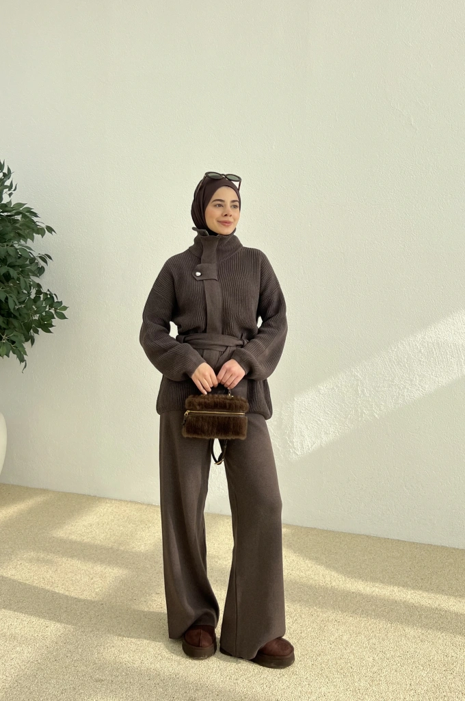 PREMİUM DÜĞMELİ TRİKO TAKIM kahve