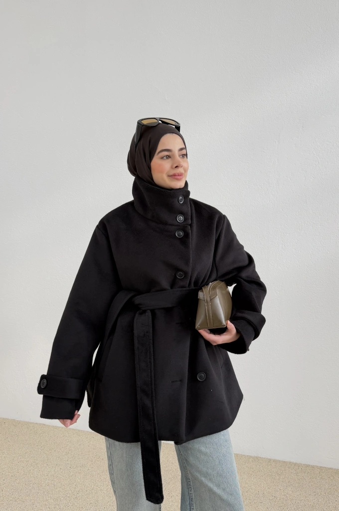 KUŞAKLI DİK YAKA KABAN siyah