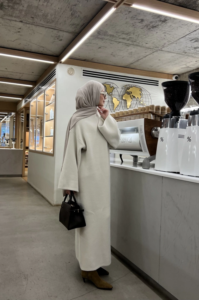 WHİTE YÜN DOKULU H&M ELBİSE BEJ