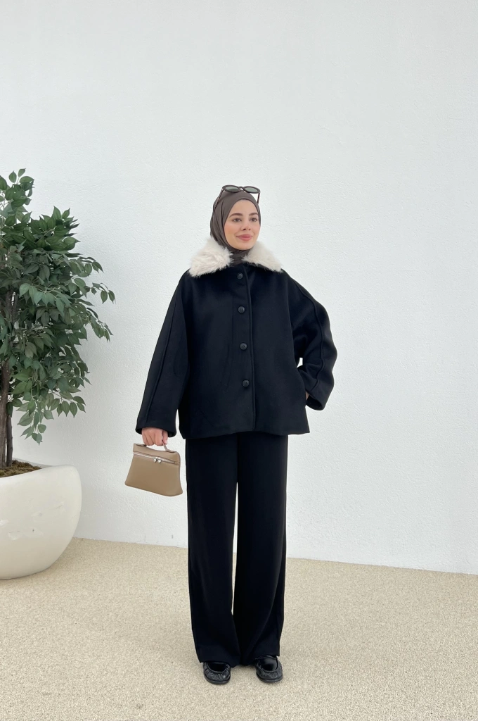 YAKASI KÜRK ZR KABAN siyah