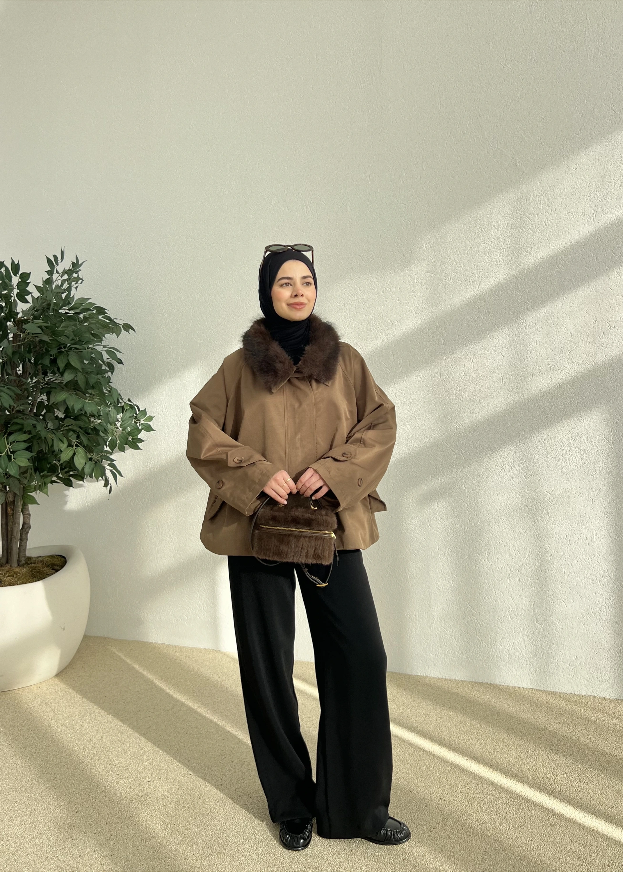 -FW- ÇIKARILABİLİR KÜRK YAKA TRENÇKOT