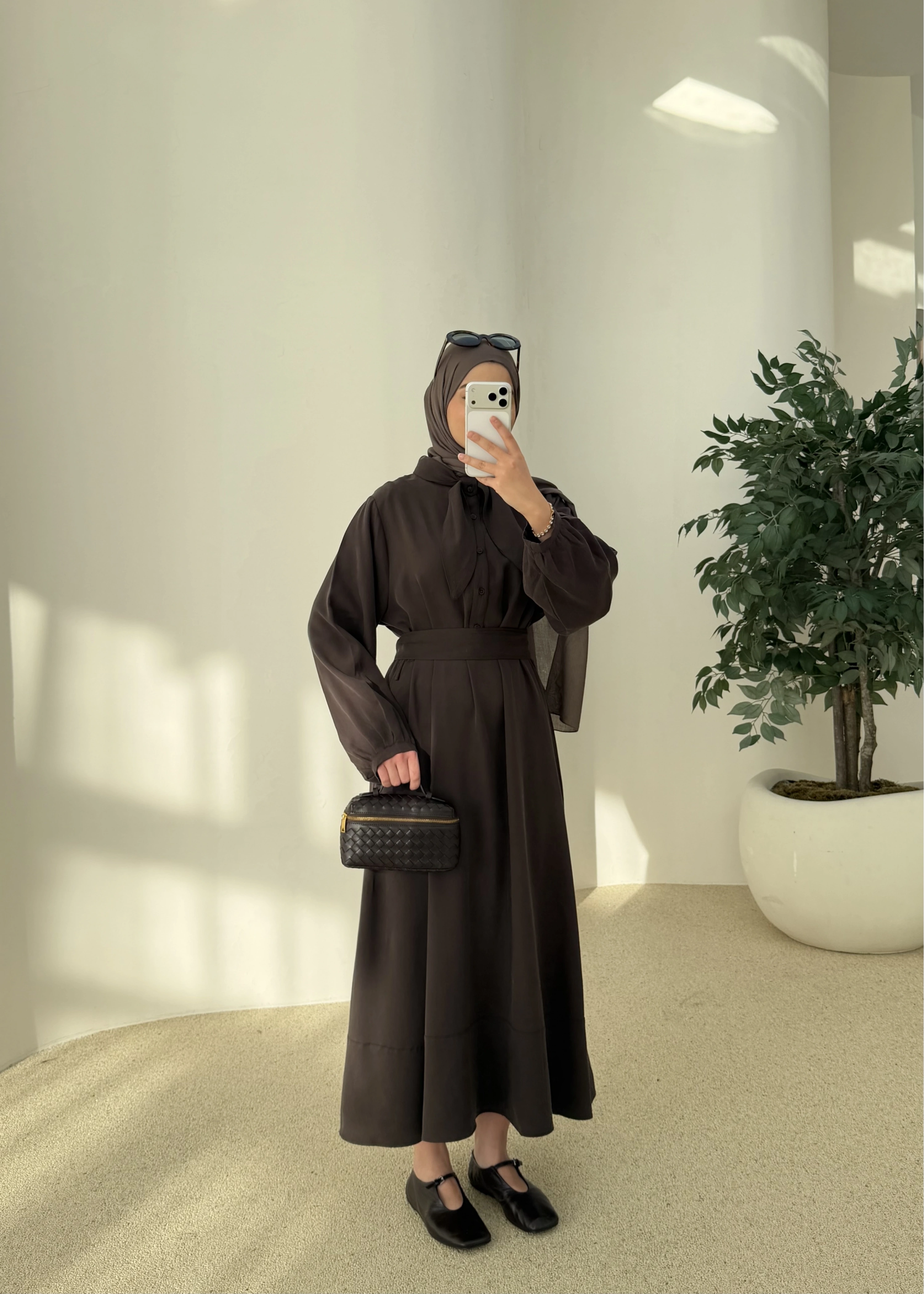 2348 FLR DETAY ELBİSE ACI KAHVE