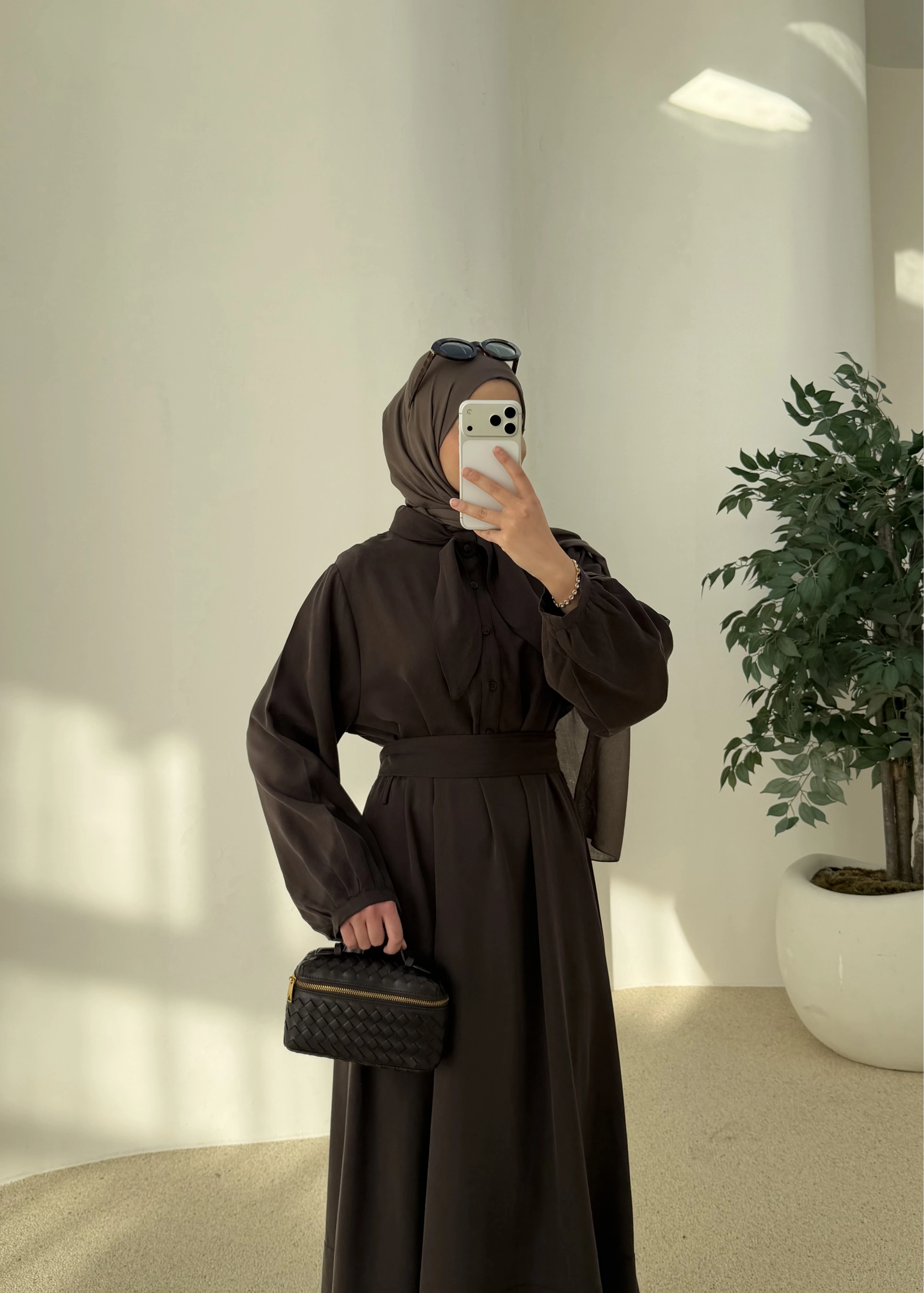 2348 FLR DETAY ELBİSE ACI KAHVE