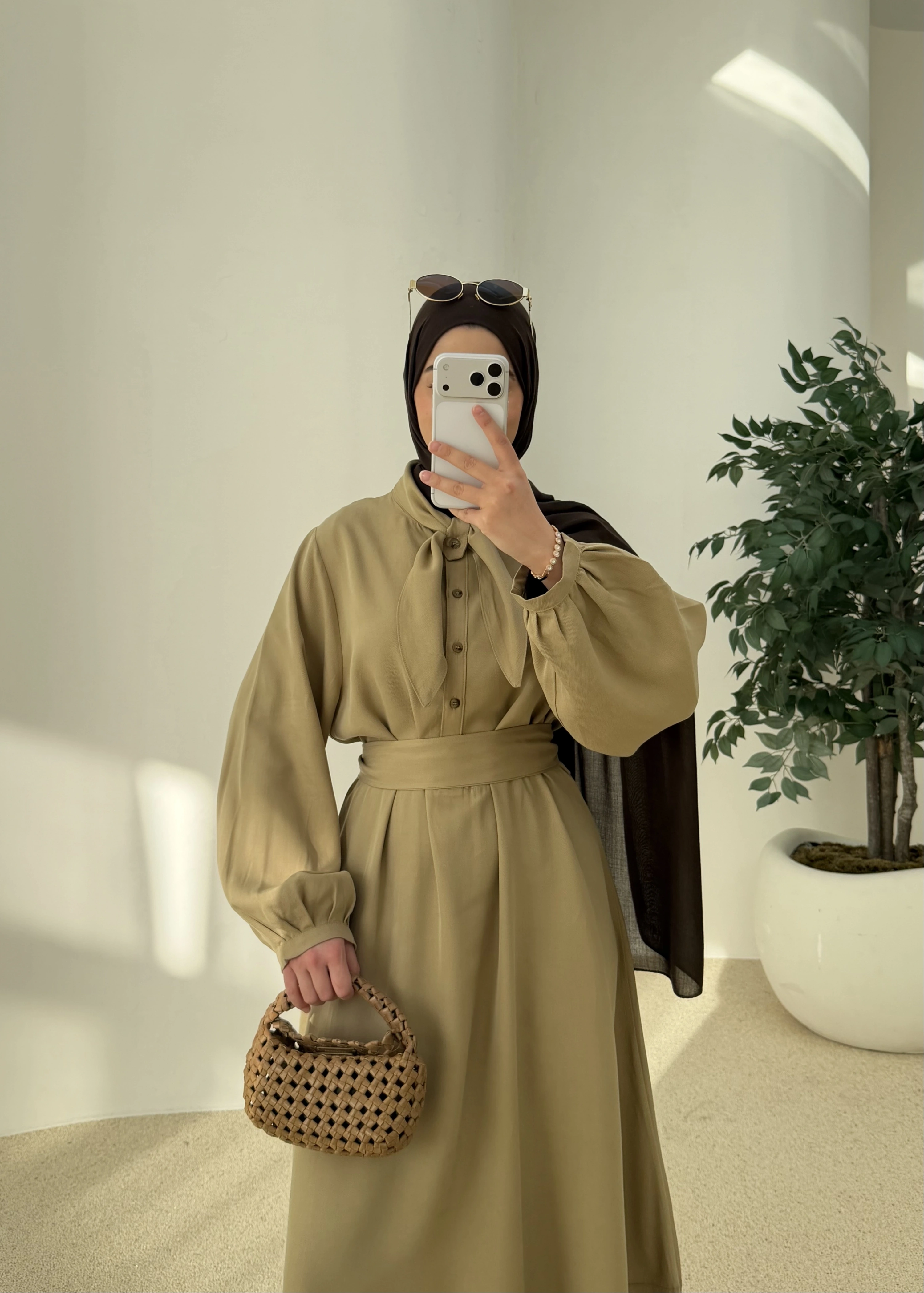 2348 FLR DETAY ELBİSE ÇAĞLA