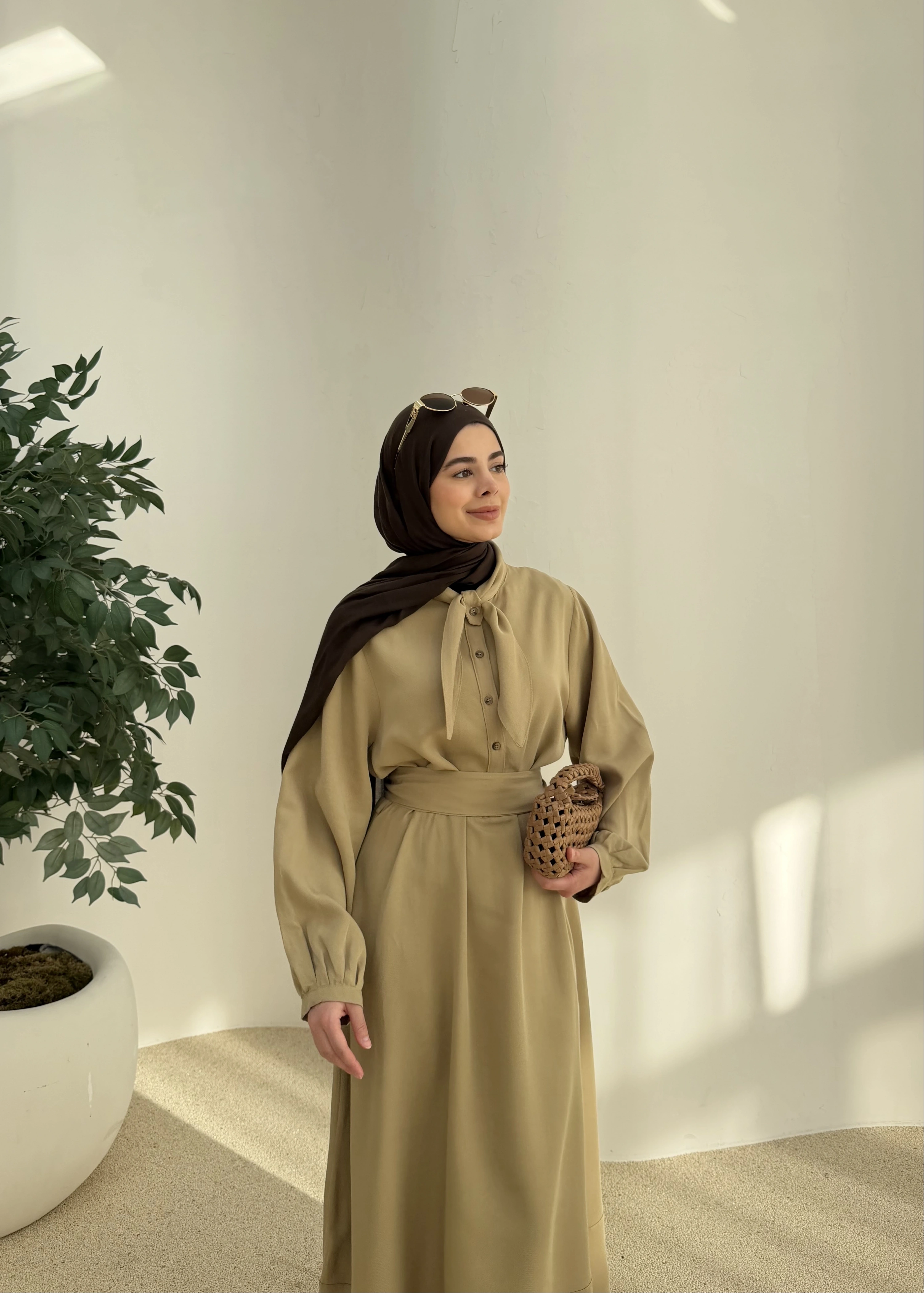 2348 FLR DETAY ELBİSE ÇAĞLA