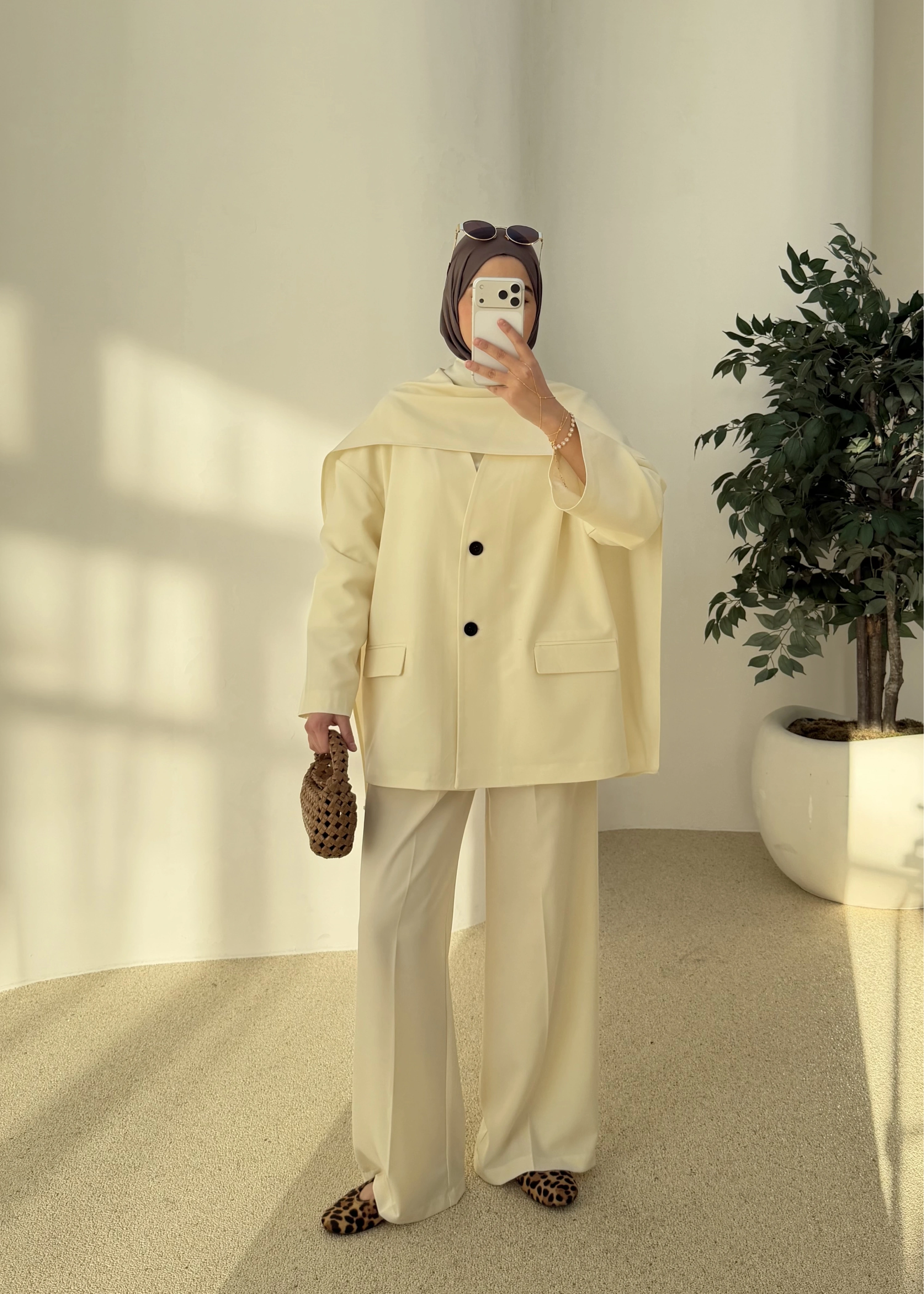 6003 Fularlı blazer ceket takım soft ekru