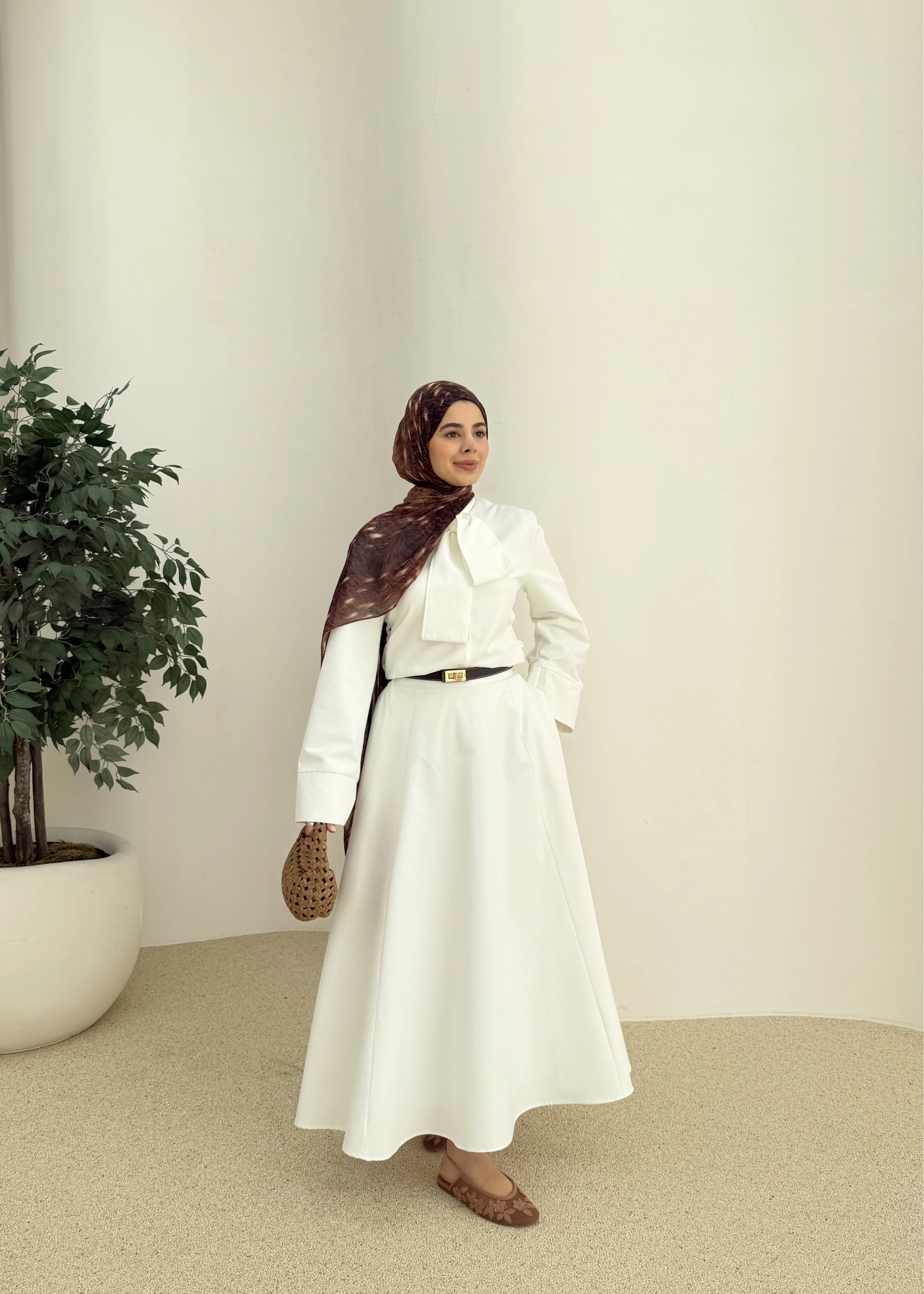 6005 Bel fiyonk etekli takım beyaz