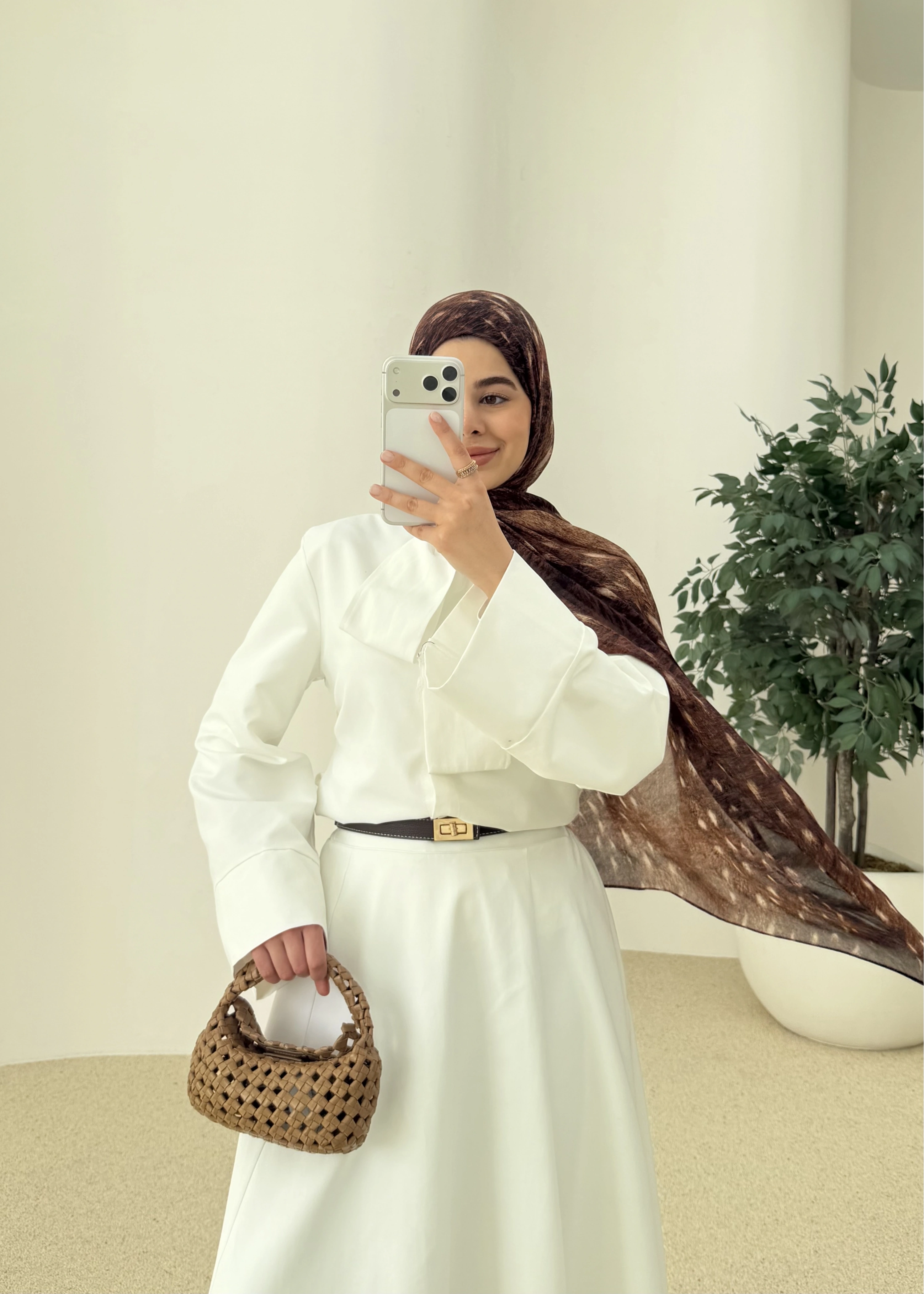 6005 Bel fiyonk etekli takım beyaz