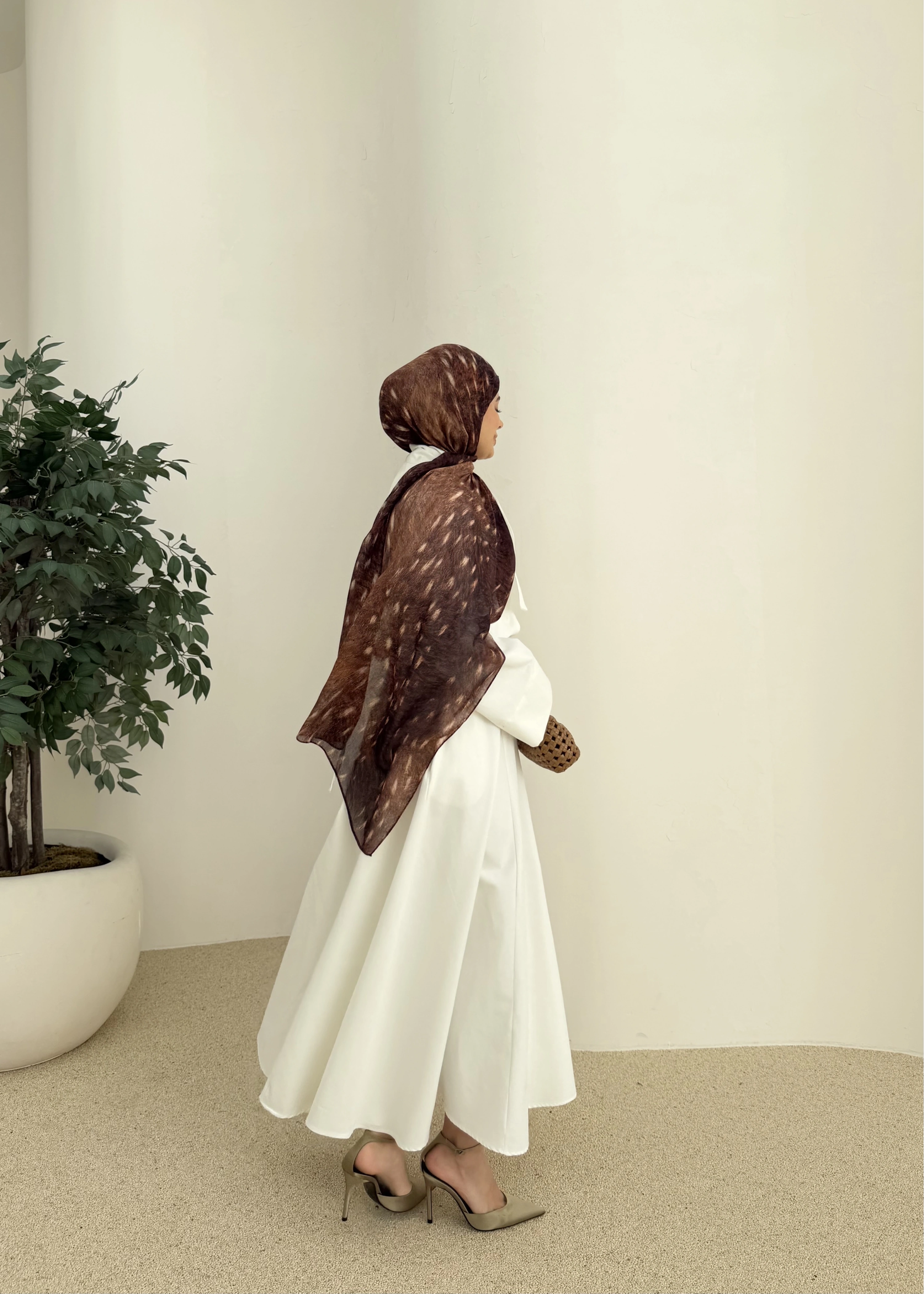 6005 Bel fiyonk etekli takım beyaz