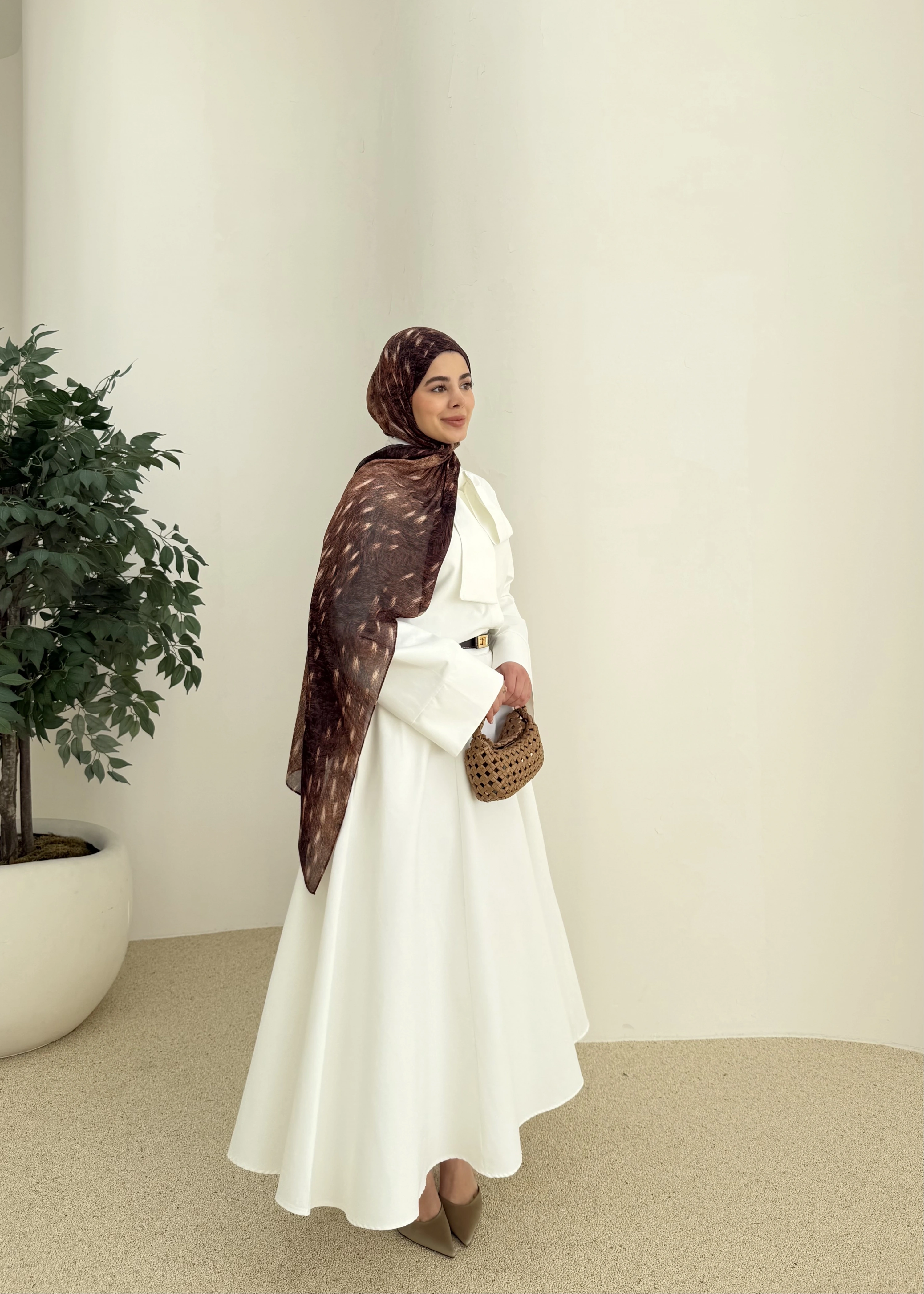 6005 Bel fiyonk etekli takım beyaz