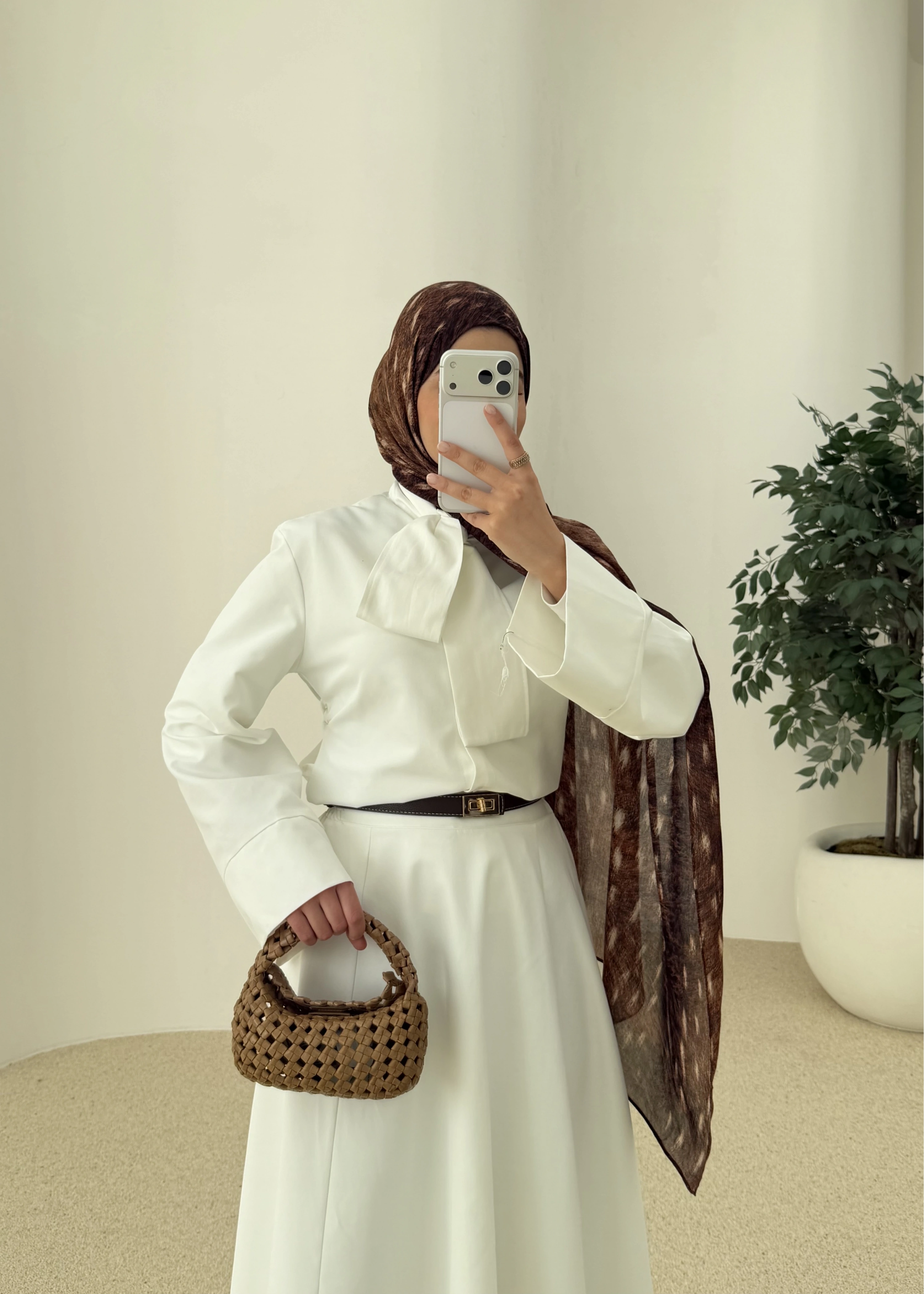 6005 Bel fiyonk etekli takım beyaz