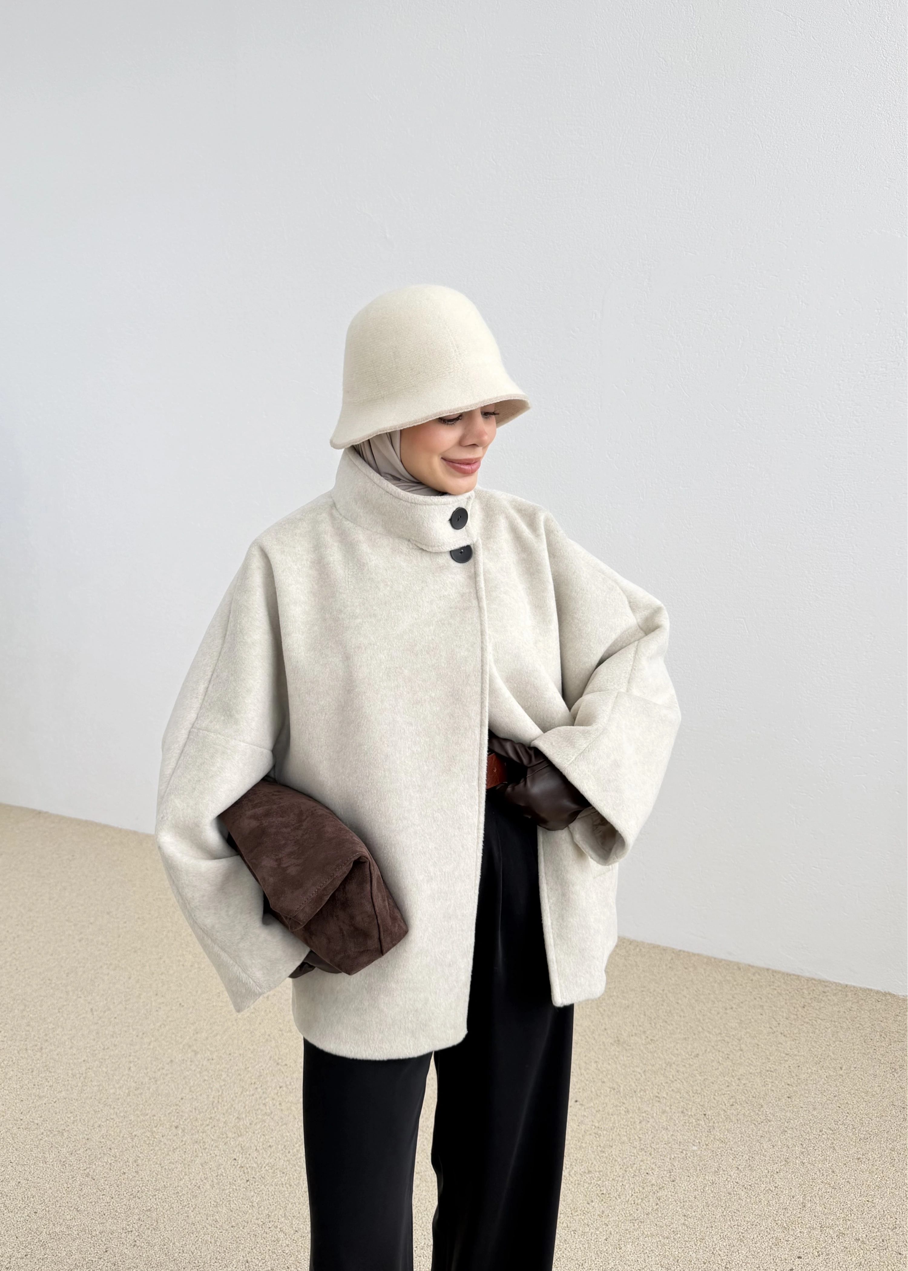 ..DİK YAKA ZR KABAN BEJ