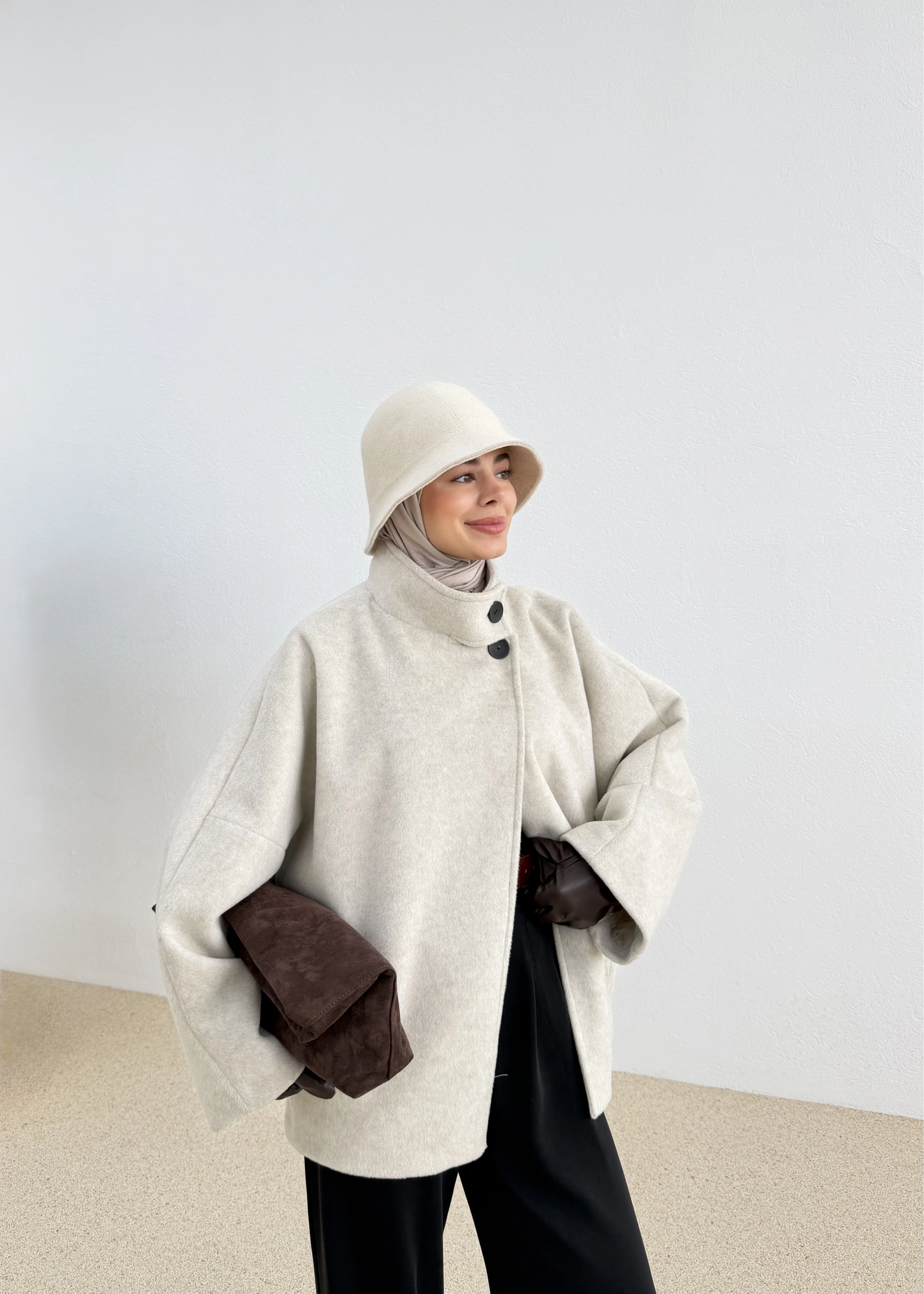 ..DİK YAKA ZR KABAN BEJ