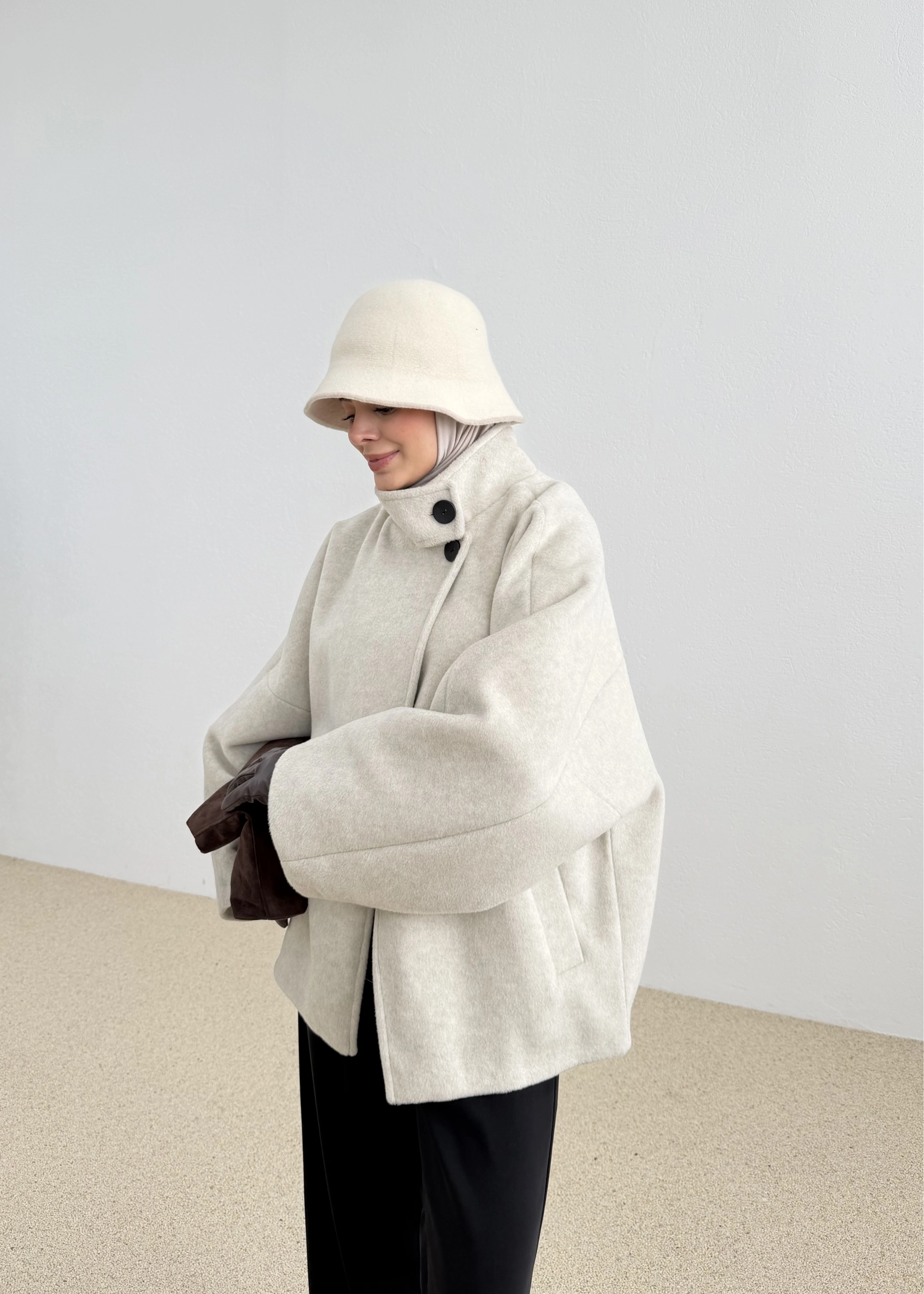 ..DİK YAKA ZR KABAN BEJ