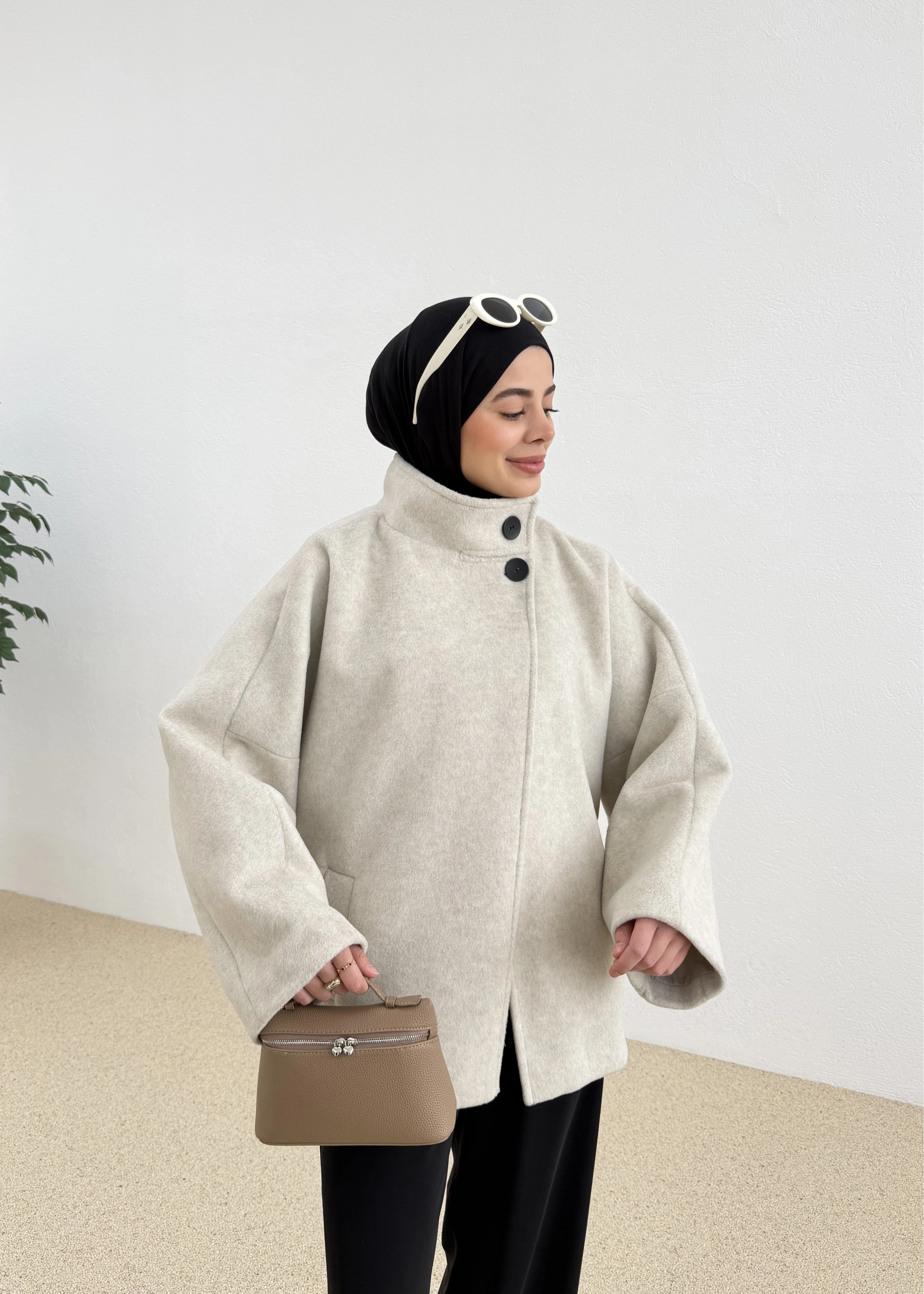 ..DİK YAKA ZR KABAN BEJ