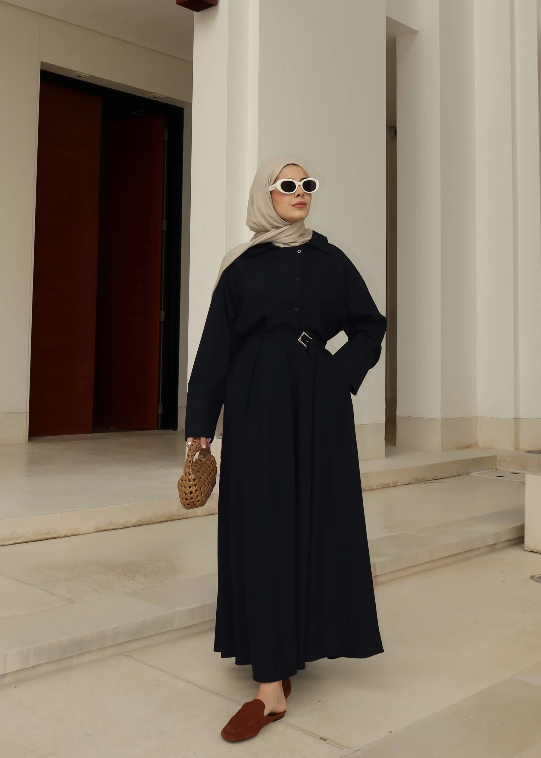 1285 KEMER DETAY ETEKLİ TAKIM LACİVERT