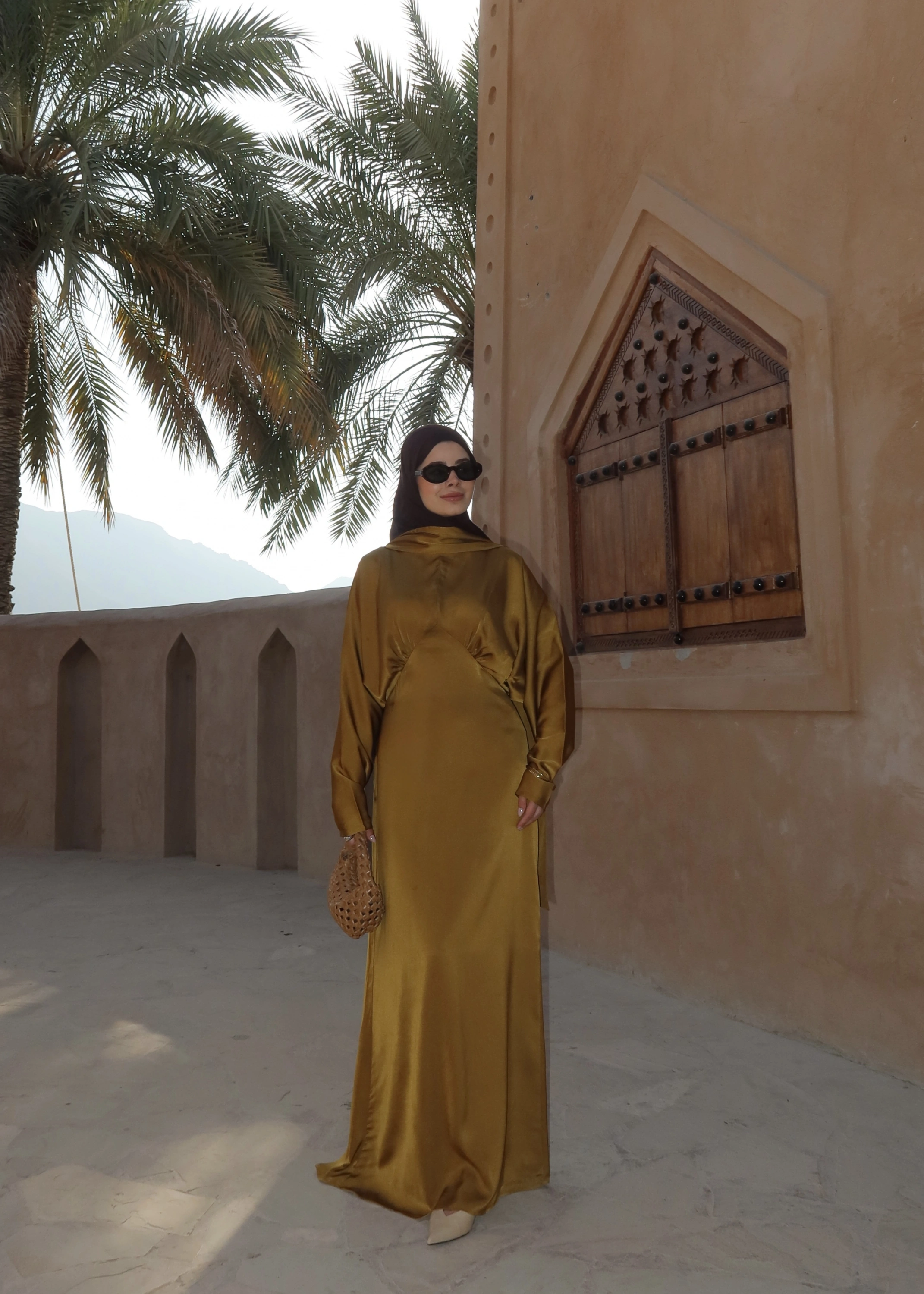 BELDETAY SATEN ELBİSE SU YOLU