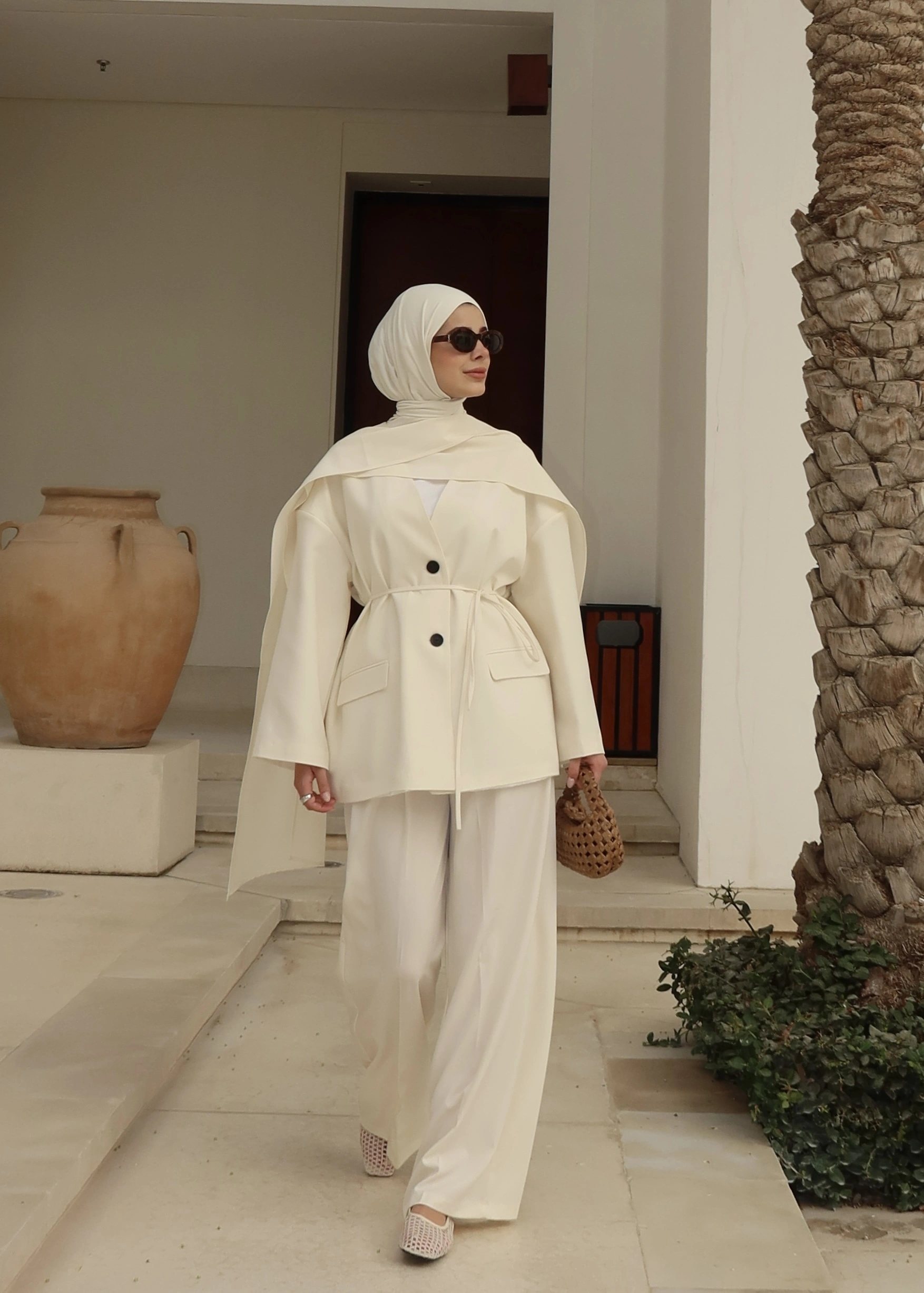 6003 Fularlı blazer ceket takım soft ekru