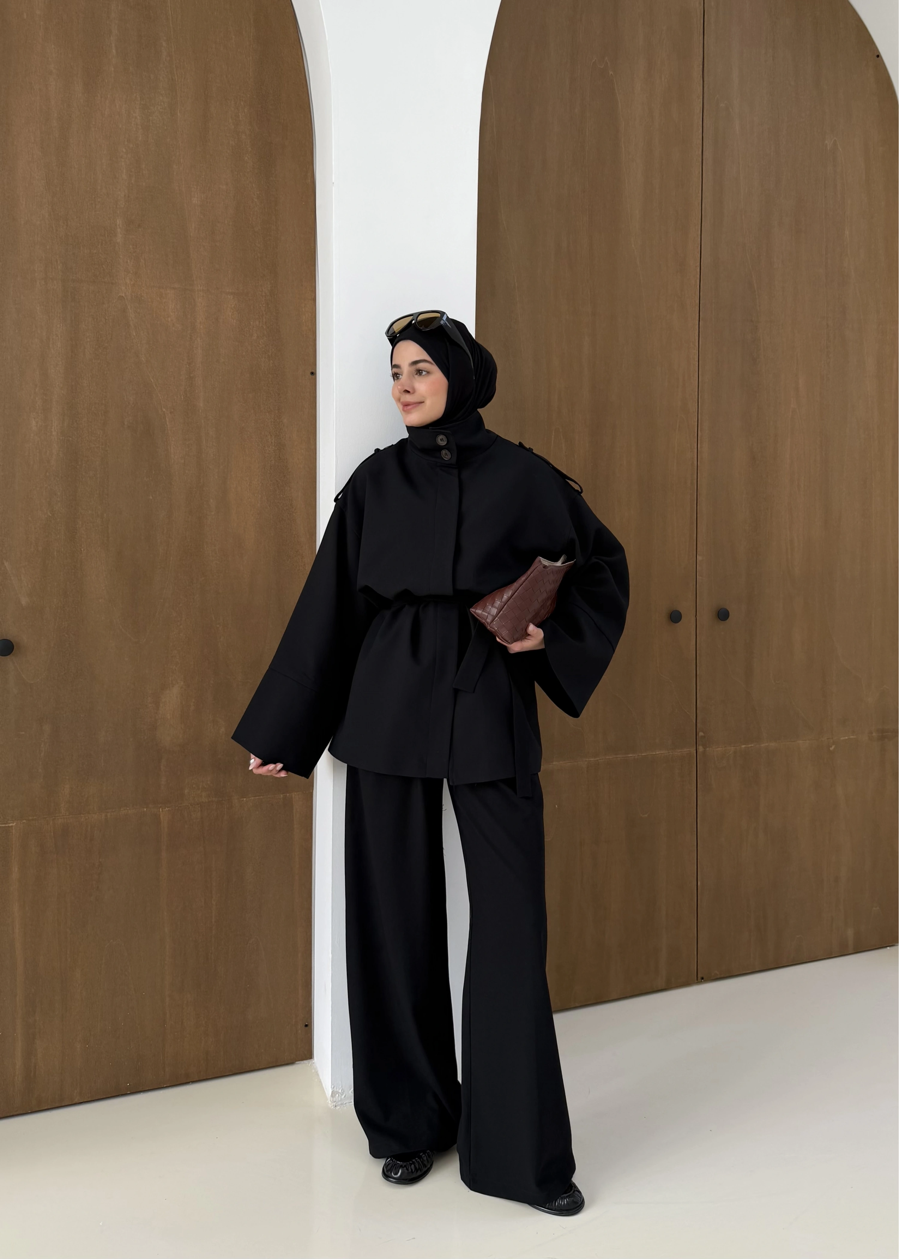 6006 DİK YAKA POLİVİSKON TAKIM SİYAH