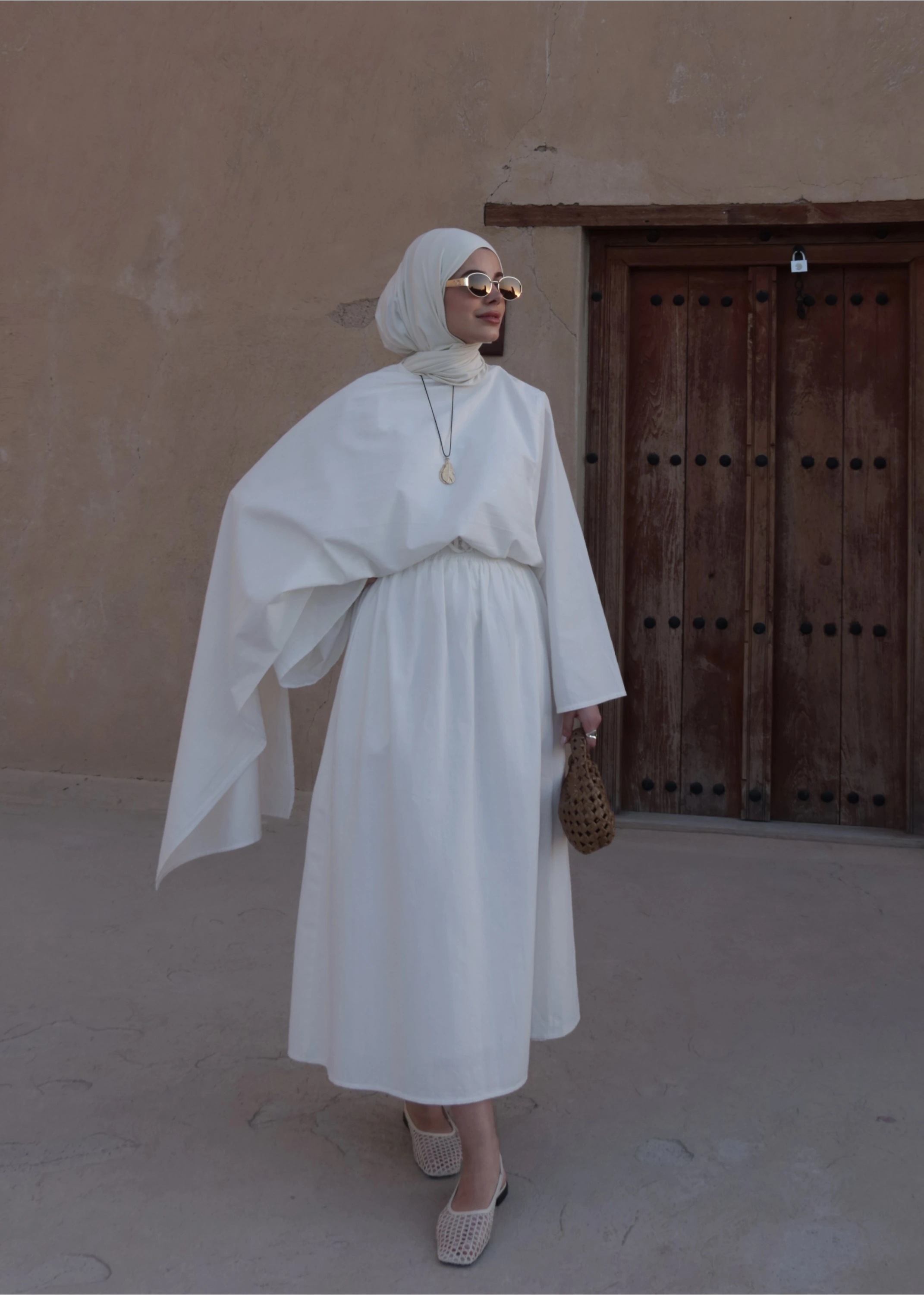 8999 ŞAL YAKA ETEKLİ KETEN TAKIM beyaz