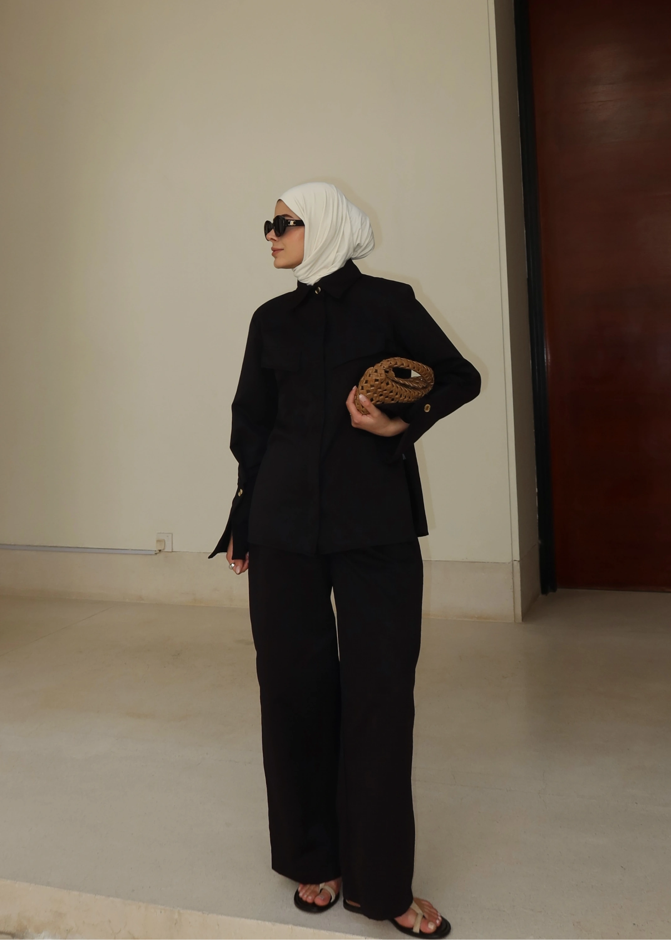 6010 KOL DETAY TAKIM SİYAH