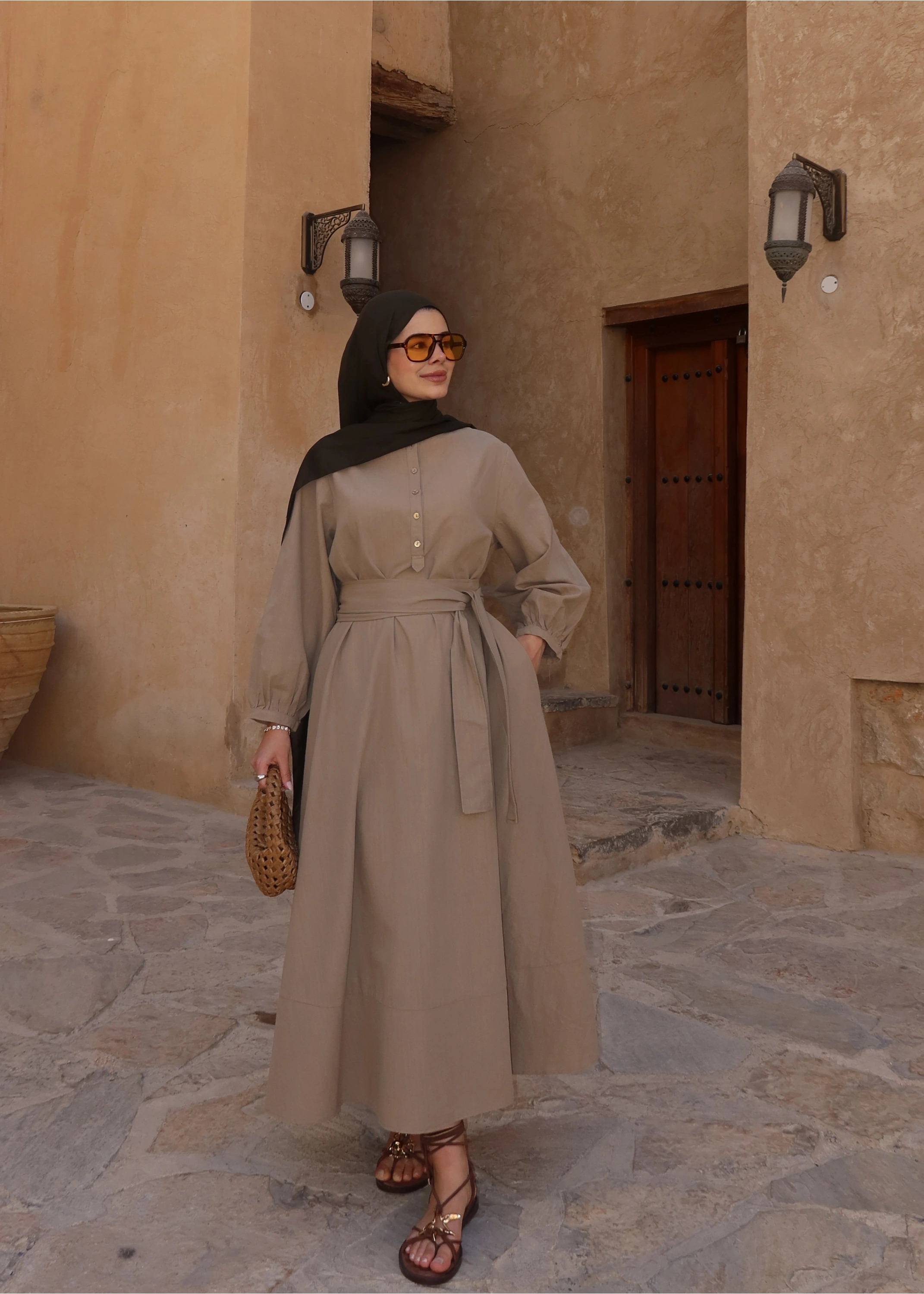 2357 ÖN DÜĞME HAM KETEN ELBİSE VİZON