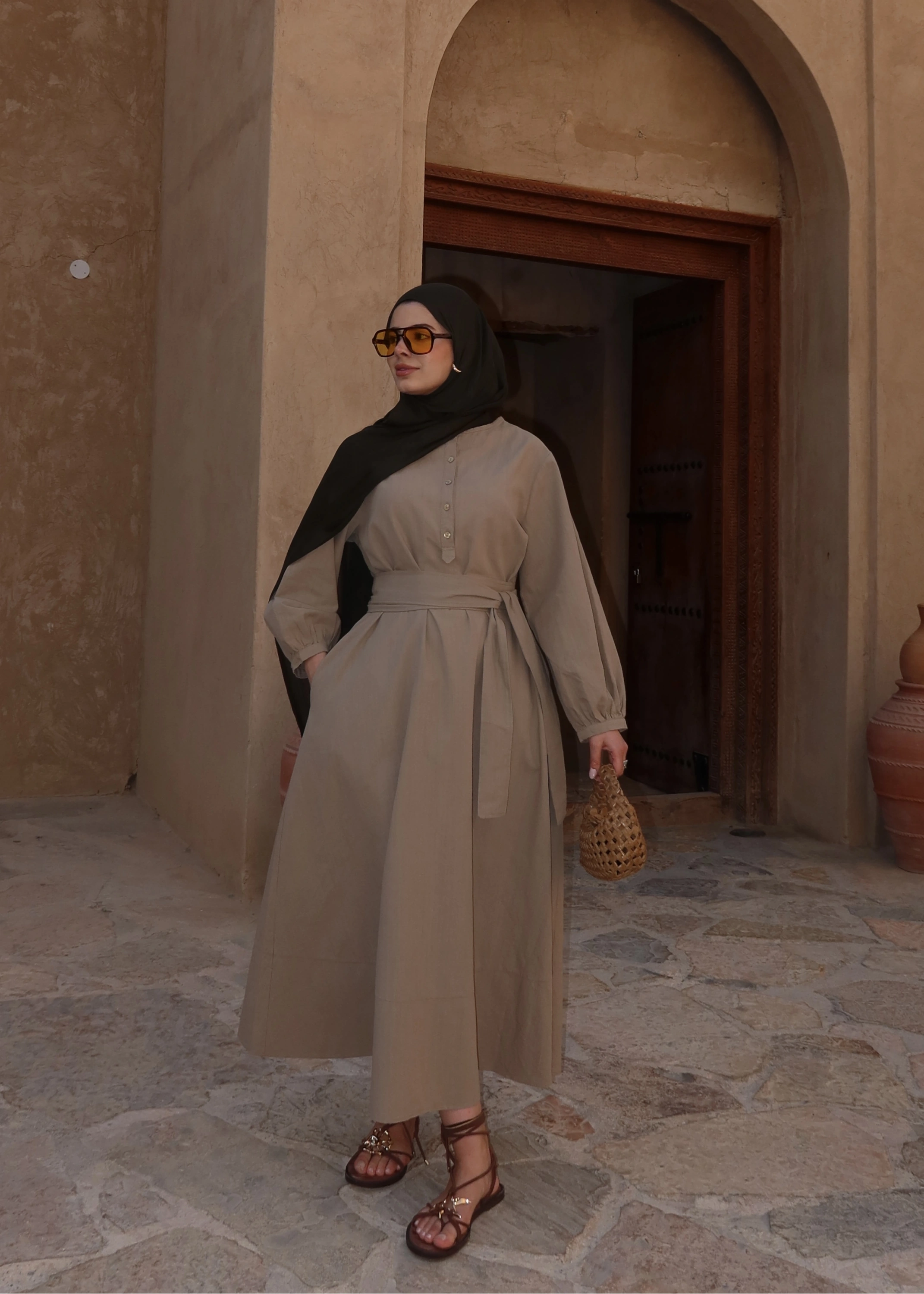 2357 ÖN DÜĞME HAM KETEN ELBİSE VİZON