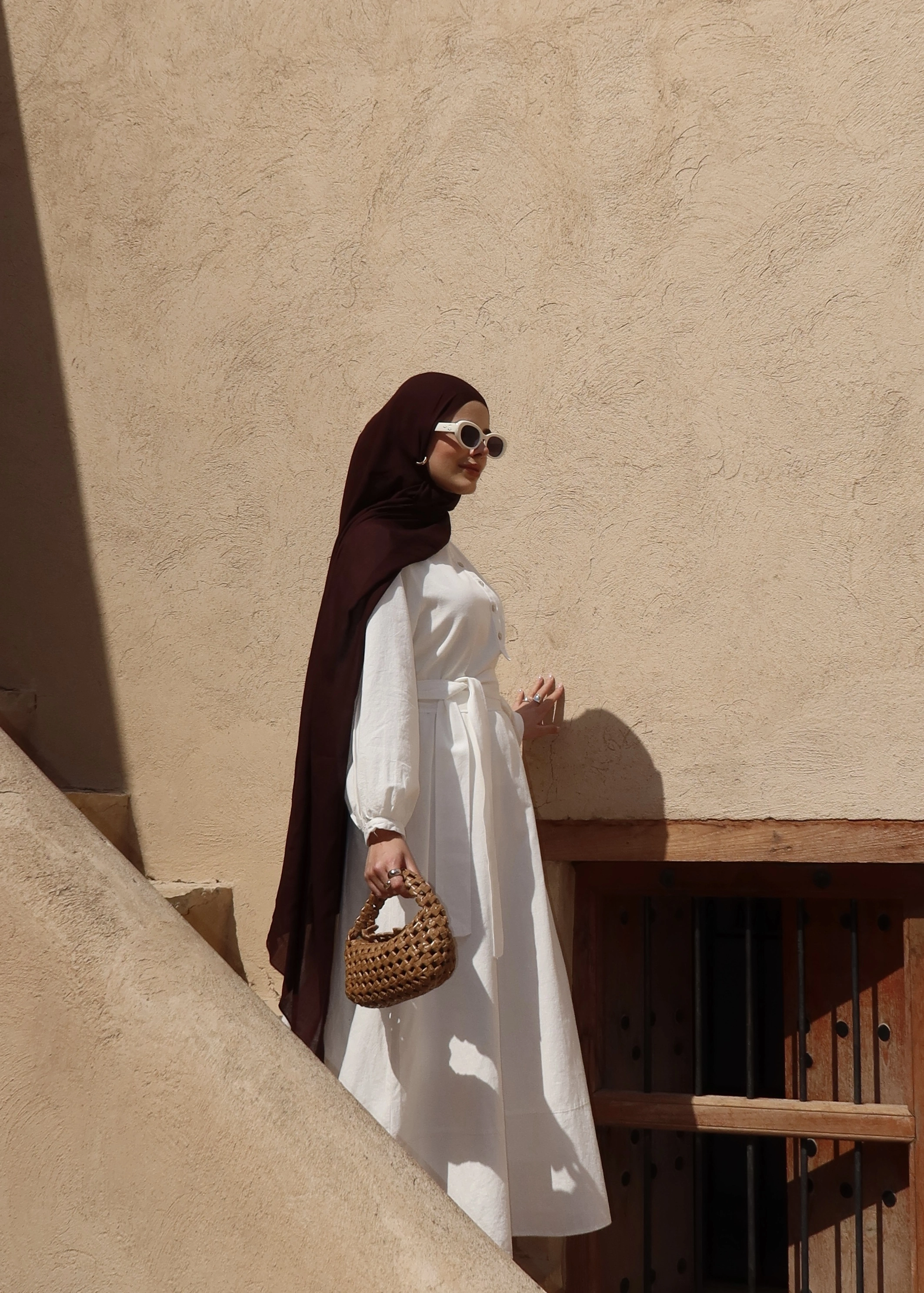 2357 ÖN DÜĞME HAM KETEN ELBİSE beyaz