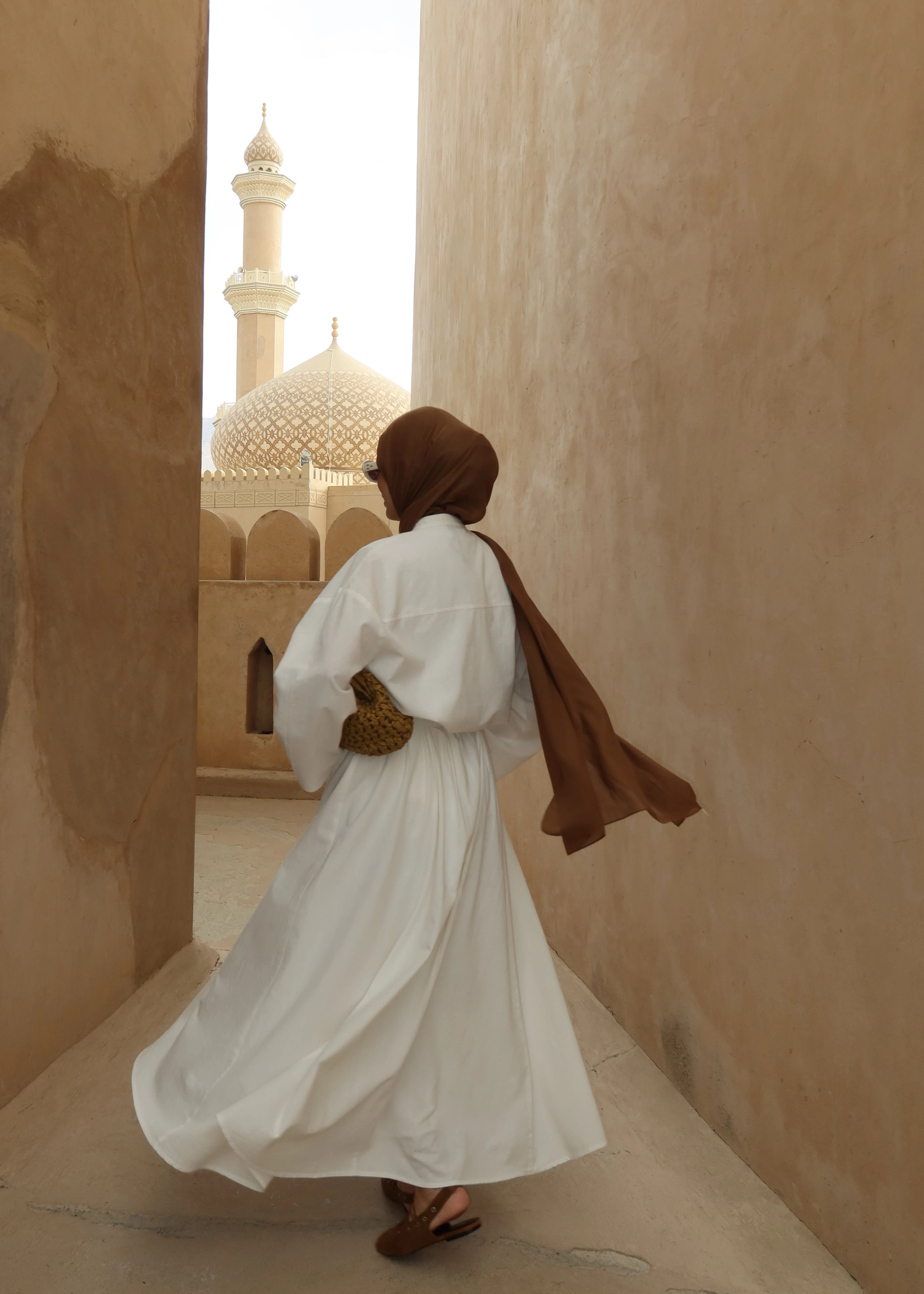 5480 BAĞLAMALI ETEKLİ TAKIM beyaz