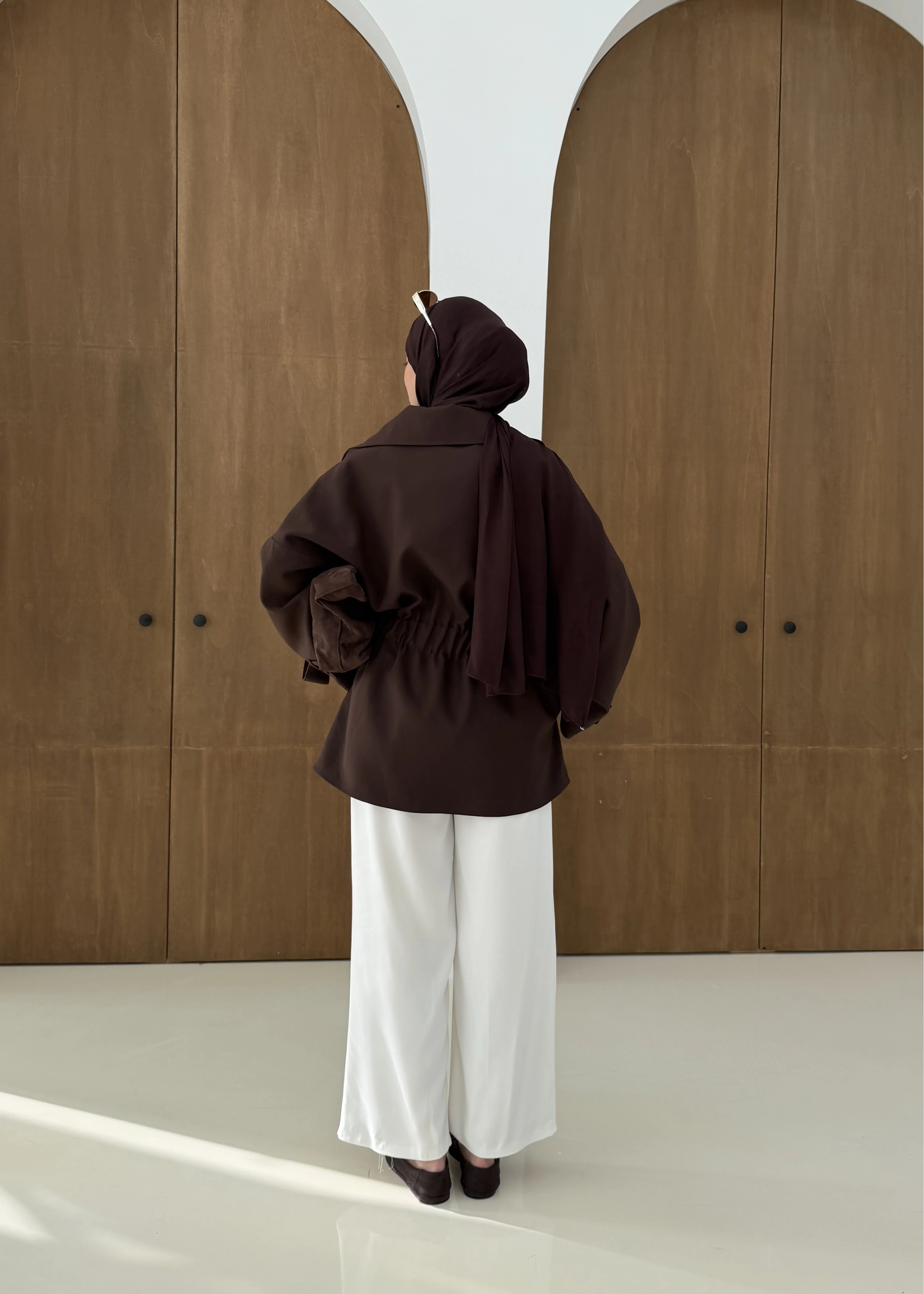 7658  BEL LASTİK TRENÇ KAHVE