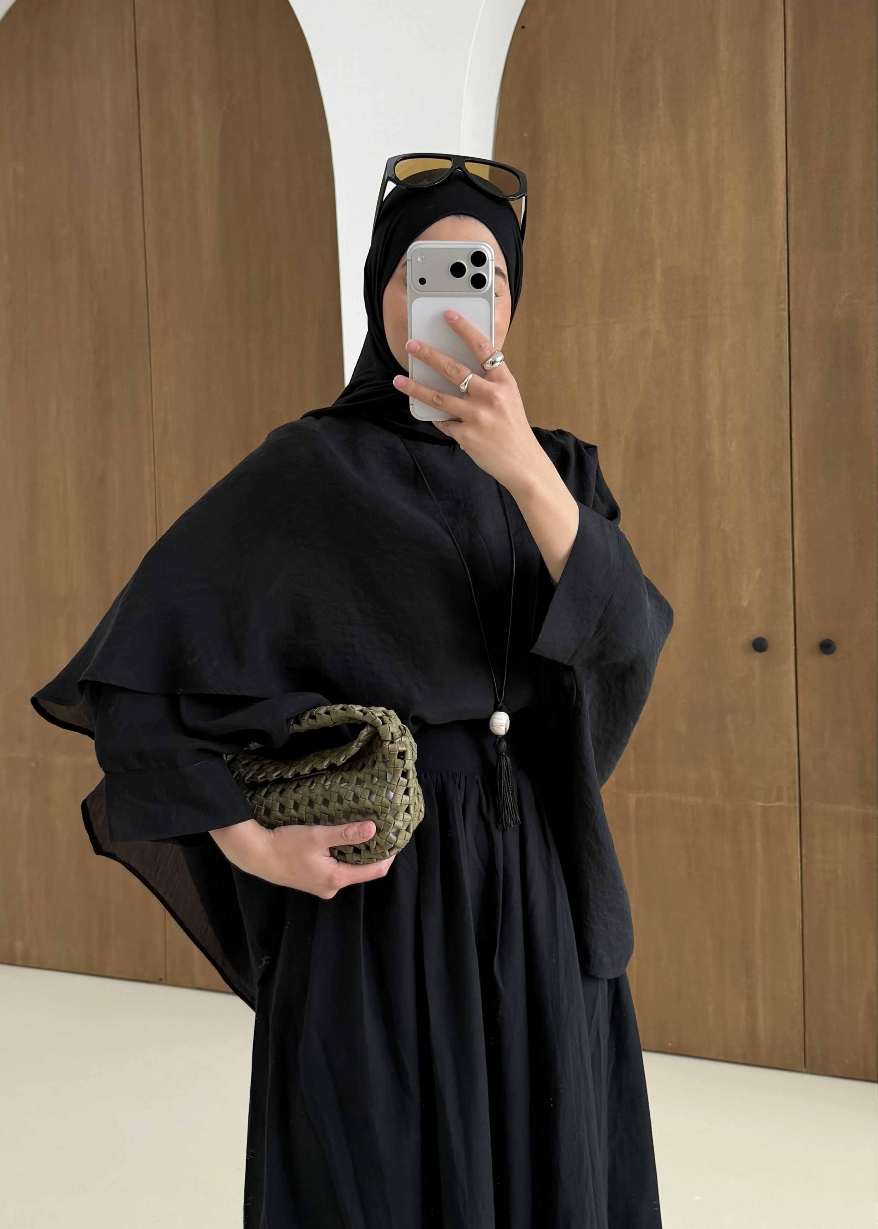 5026 UCUŞAN PELERİN BLUZ SİYAH